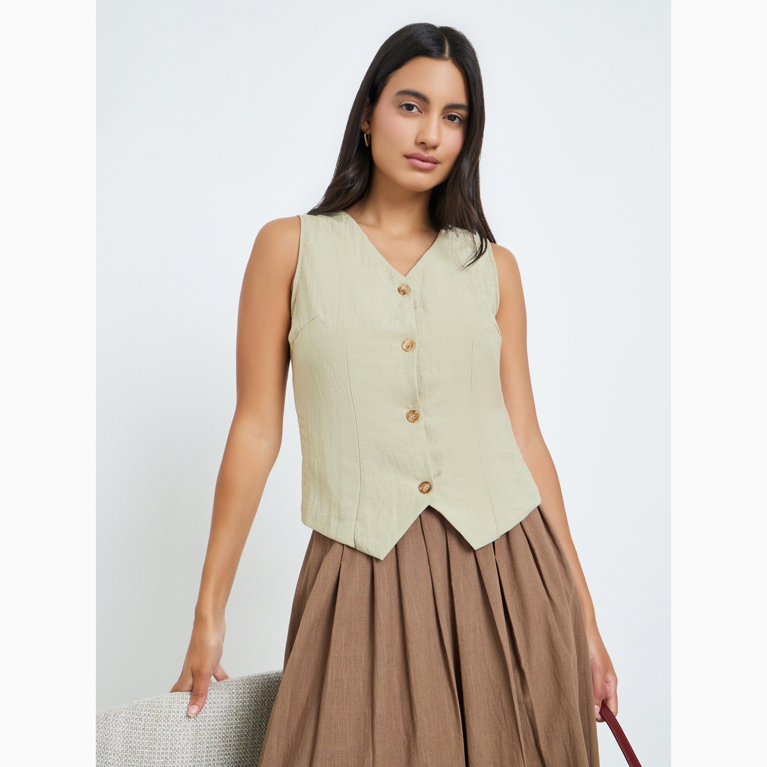 Styli Green Sleeveless Buttoned Waistcoat-women-winterwear-coatsandjackets-waistcoats-image-1