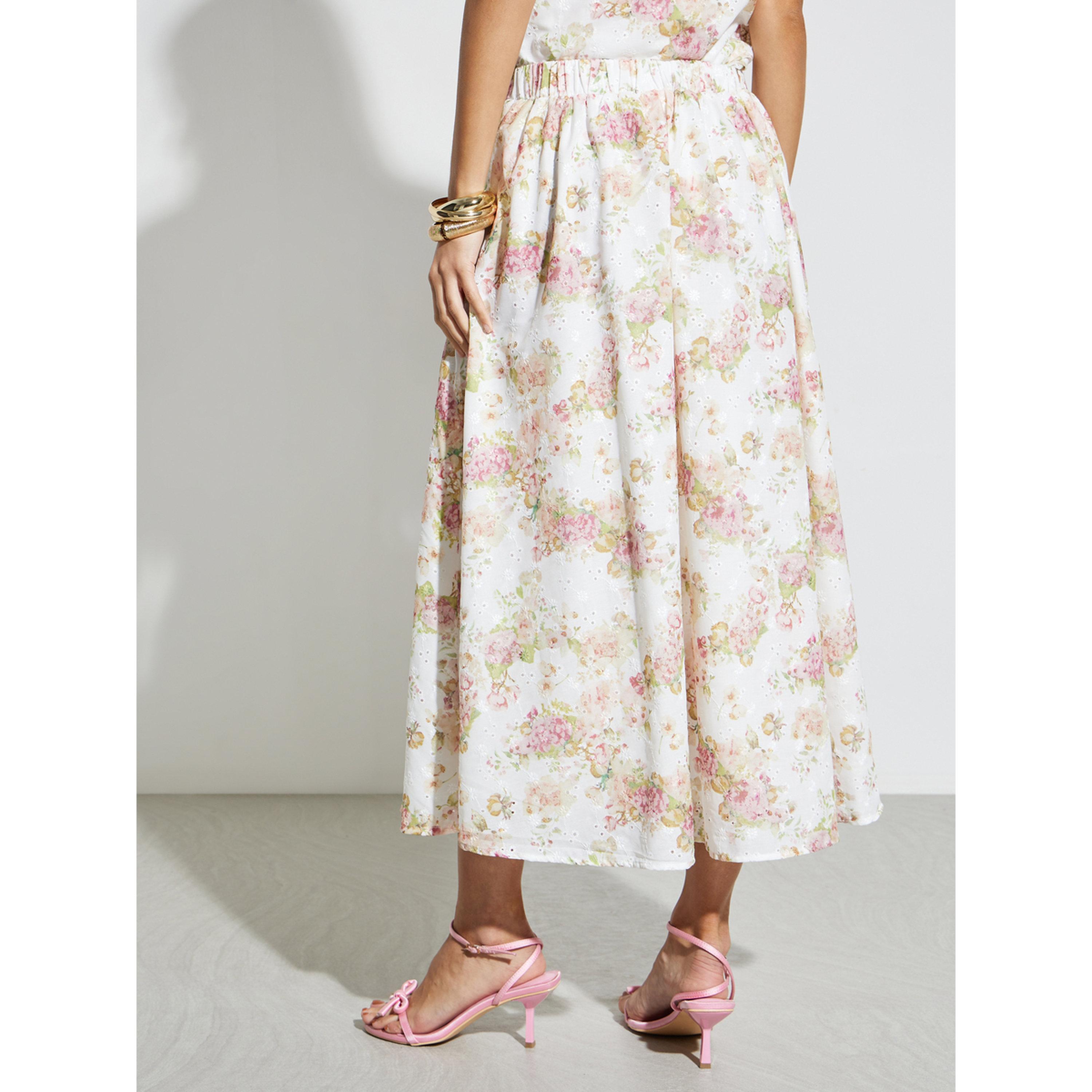 تنورة ميدي بطبعة أزهار وتطريز شيفلي-women-clothing-skirts-image-4