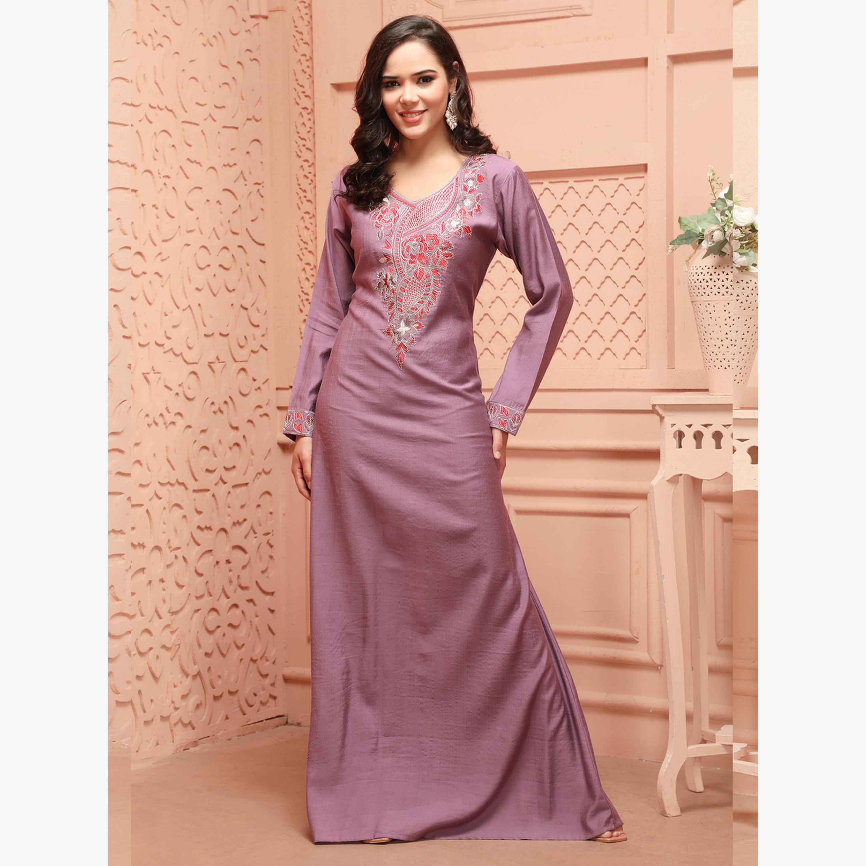جلابية طويلة بتطريز يدوي-women-arabicclothing-jalabiyas-image-1