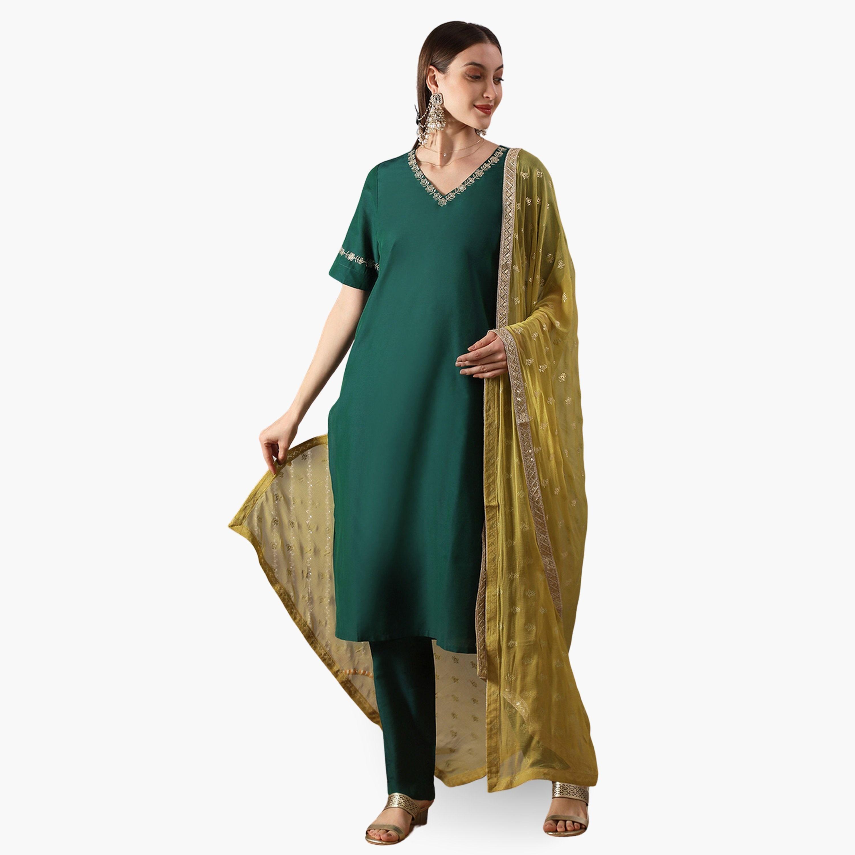 طقم منسق من كورتا مستقيمة مطرزة وبنطال ودوباتا-women-clothing-ethnicwear-kurtasets-image-1