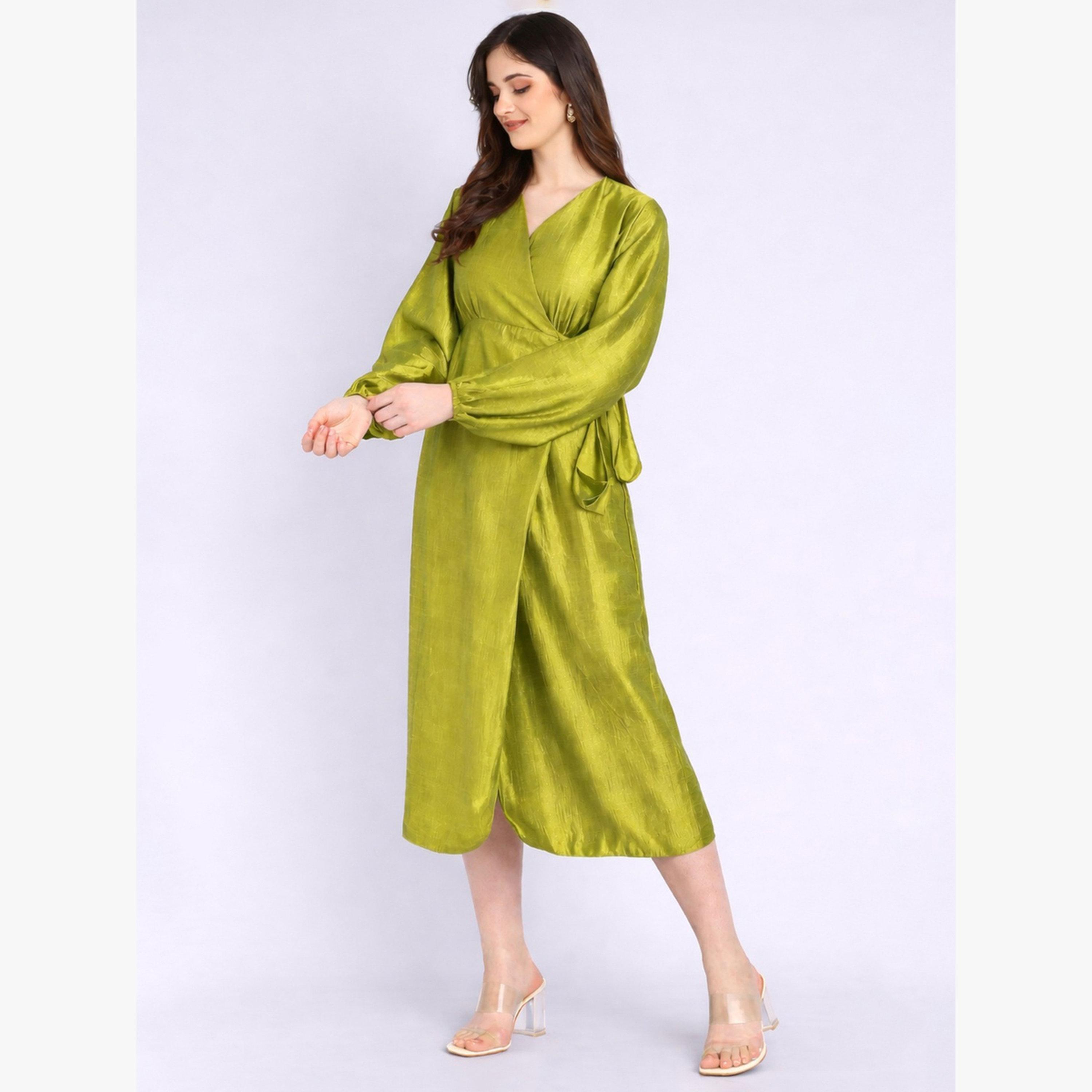 HOUSE OF RAELI X Styli Green Balloon Sleeves Wrap Midi Dress-women-clothing-dresses-image-2