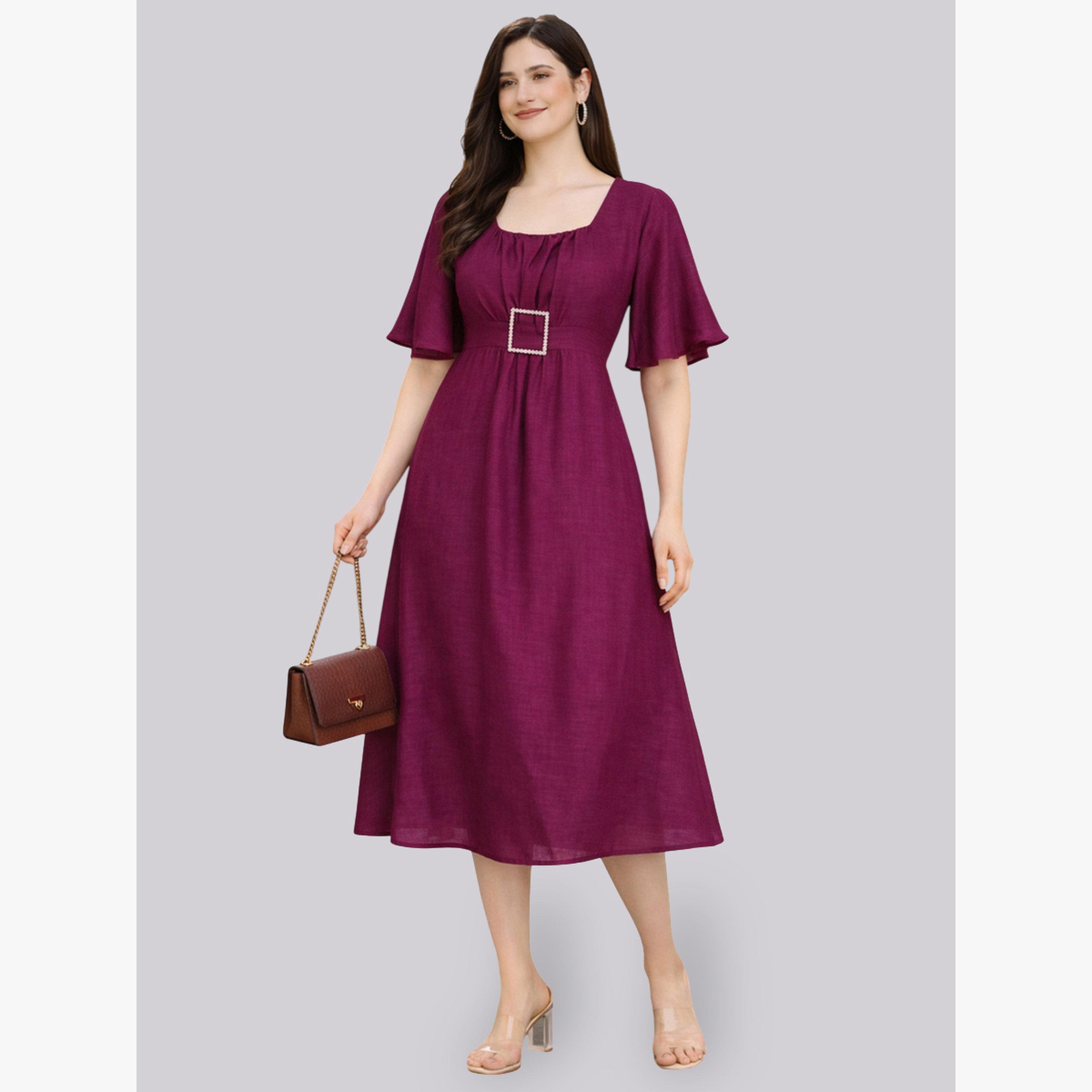 فستان ميدي بياقة مربعة ومزين بإبزيم-women-clothing-dresses-image-3