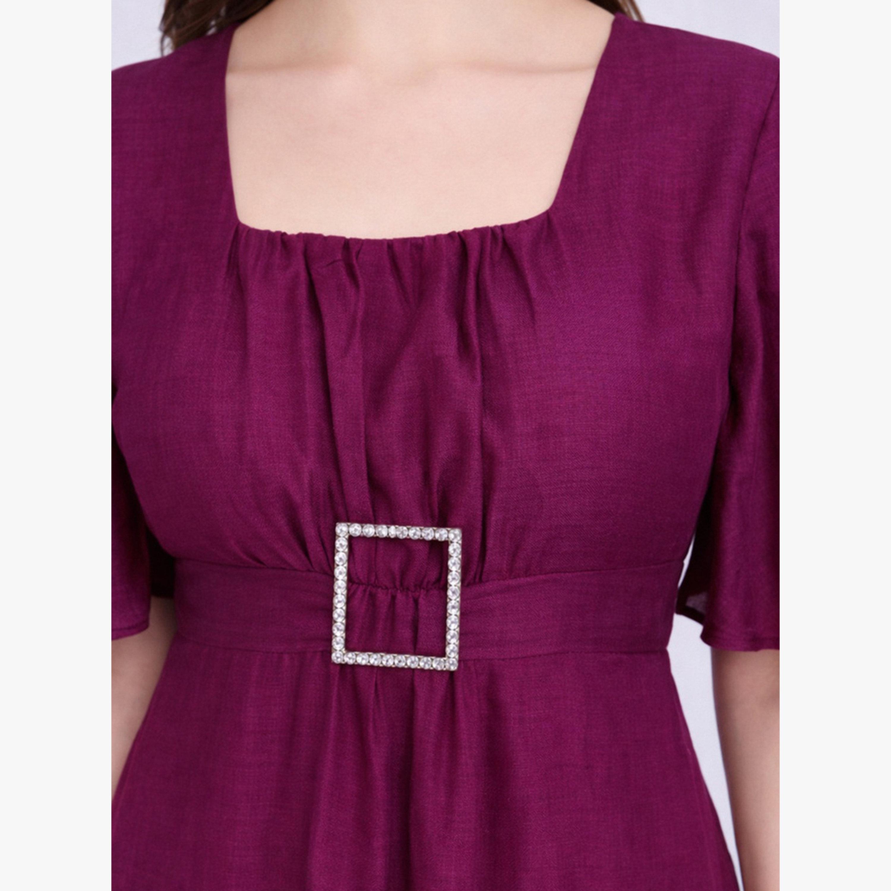 فستان ميدي بياقة مربعة ومزين بإبزيم-women-clothing-dresses-image-5