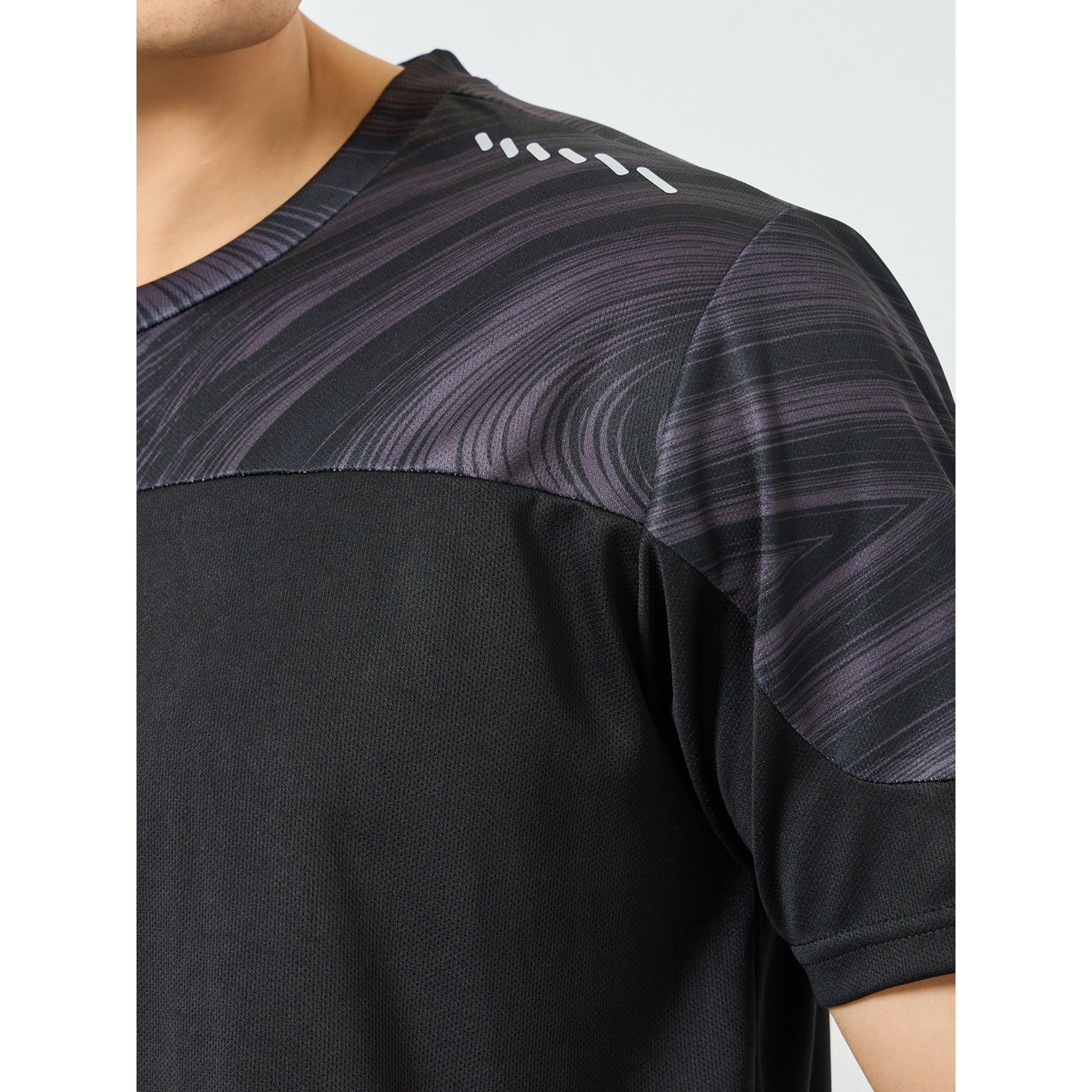 ستايلي - بدلة رياضية قصيرة للرجال-men-clothing-sportswearandactivewear-tracksuits-image-5