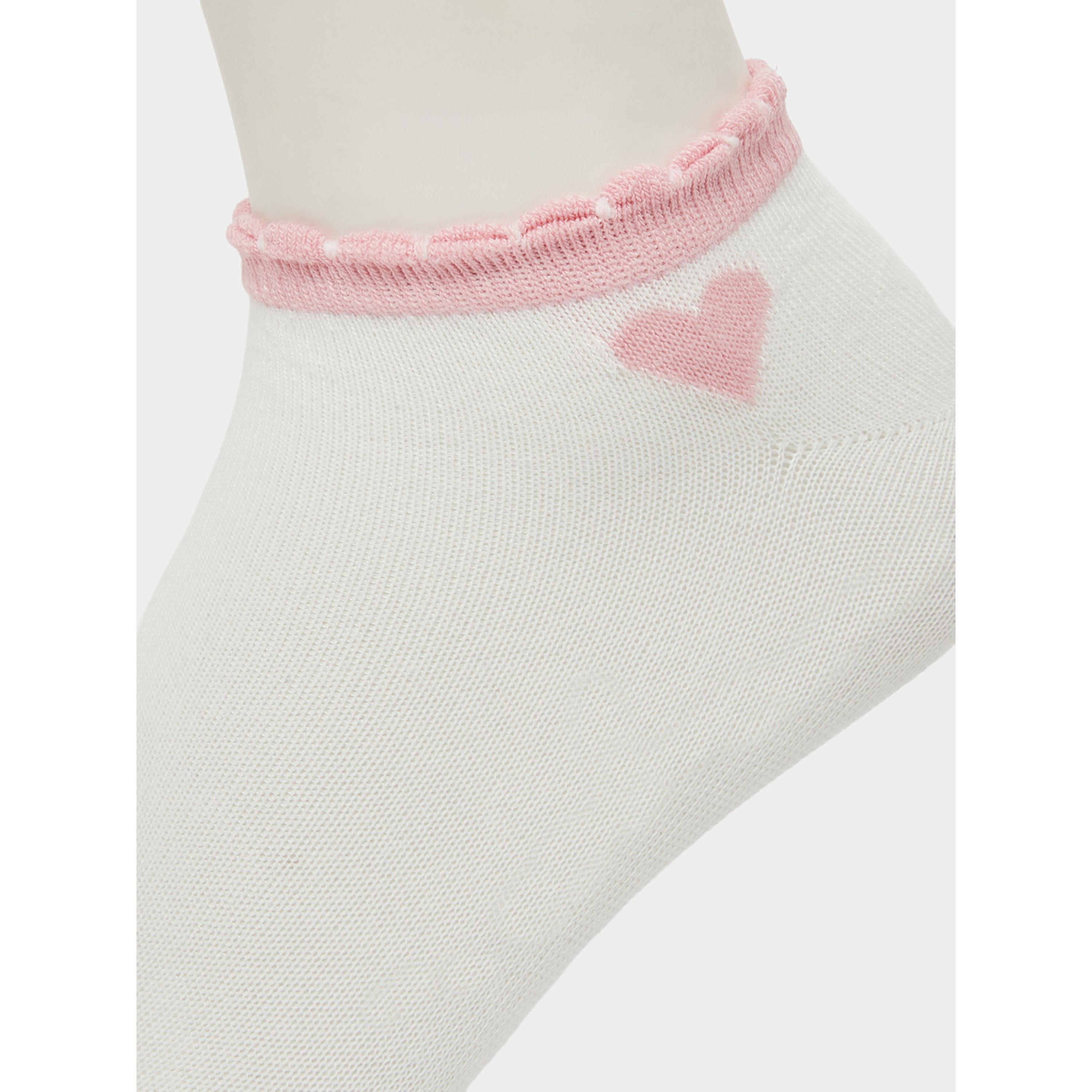 طقم من 3 أزواج جوارب بتصميم قلوب-women-socksandstockings-image-3