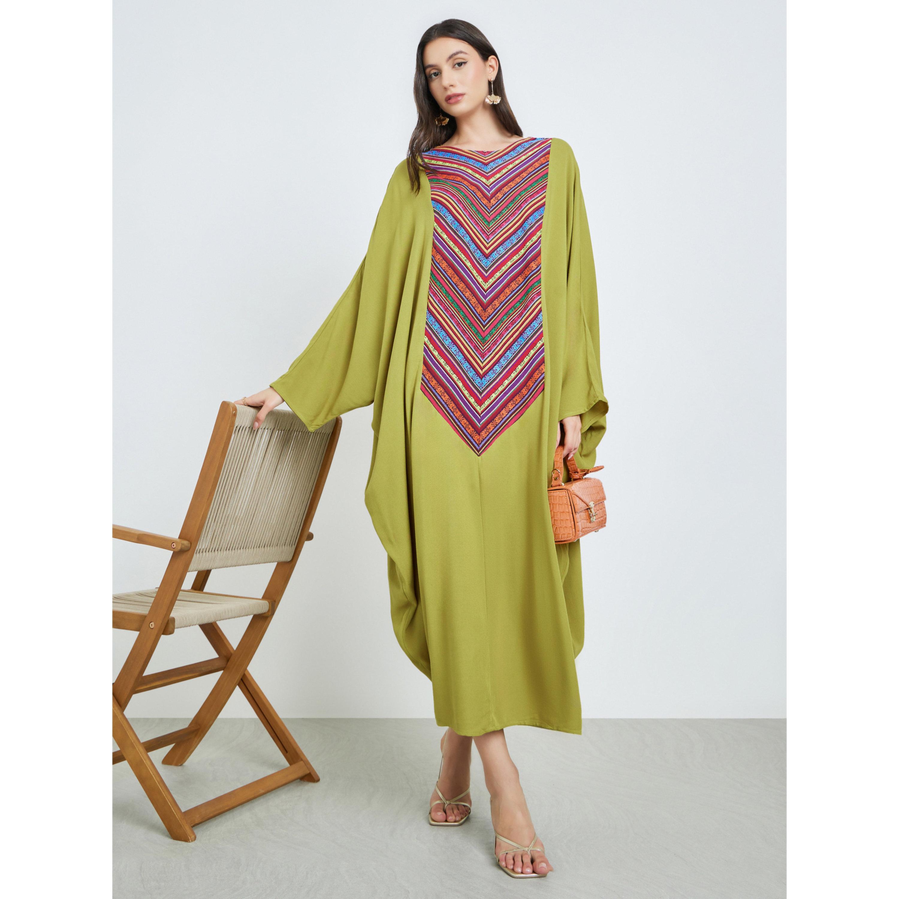 Take Two Green Batwing Sleeves Patterned Kaftan-women-arabicclothing-kaftan-image-3