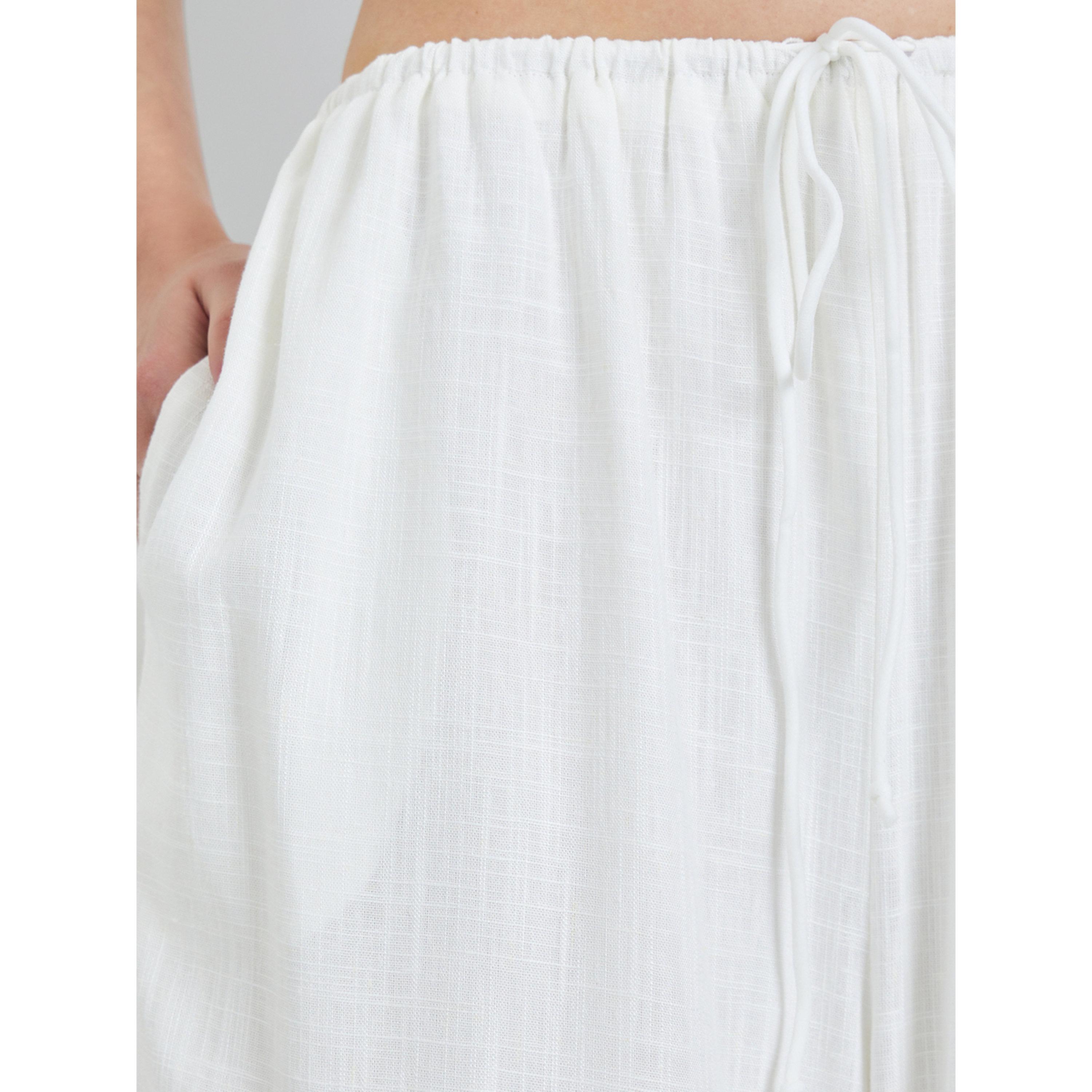 تيك تو × ستايلي - بنطال أبيض واسع الساقين بقصة مريحة-women-clothing-bottoms-joggers-image-3