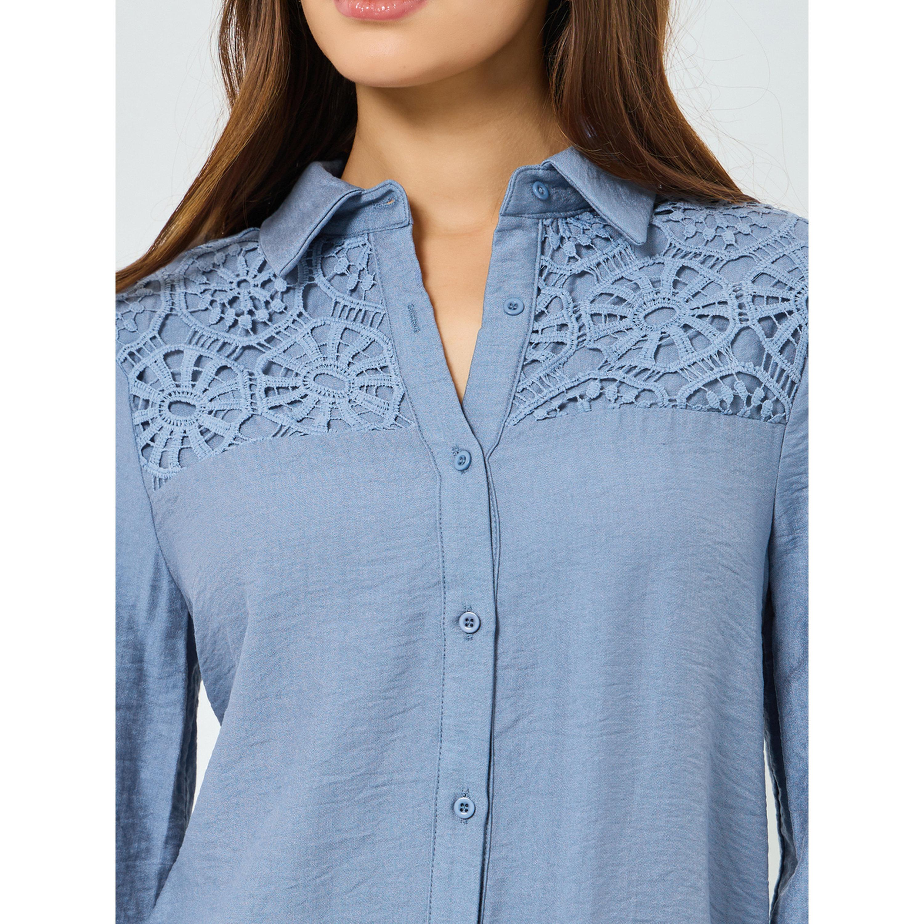 مجموعة من بنطال بأرجل واسعة وبلوزة بتفاصيل دانتيل-women-clothing-coordsets-image-6