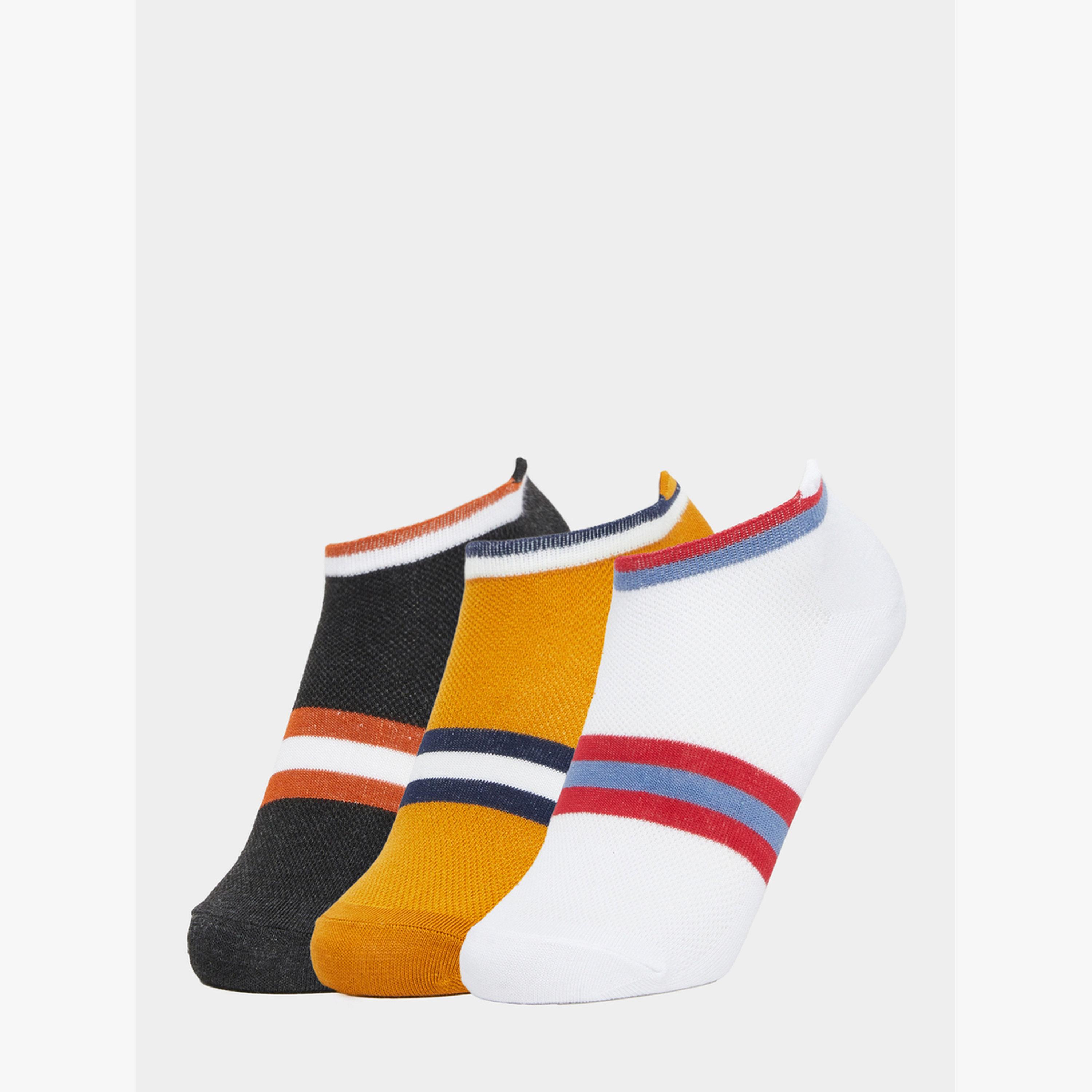 طقم جوارب كاحل بتفاصيل مخططة 3 قطع-men-socks-image-1