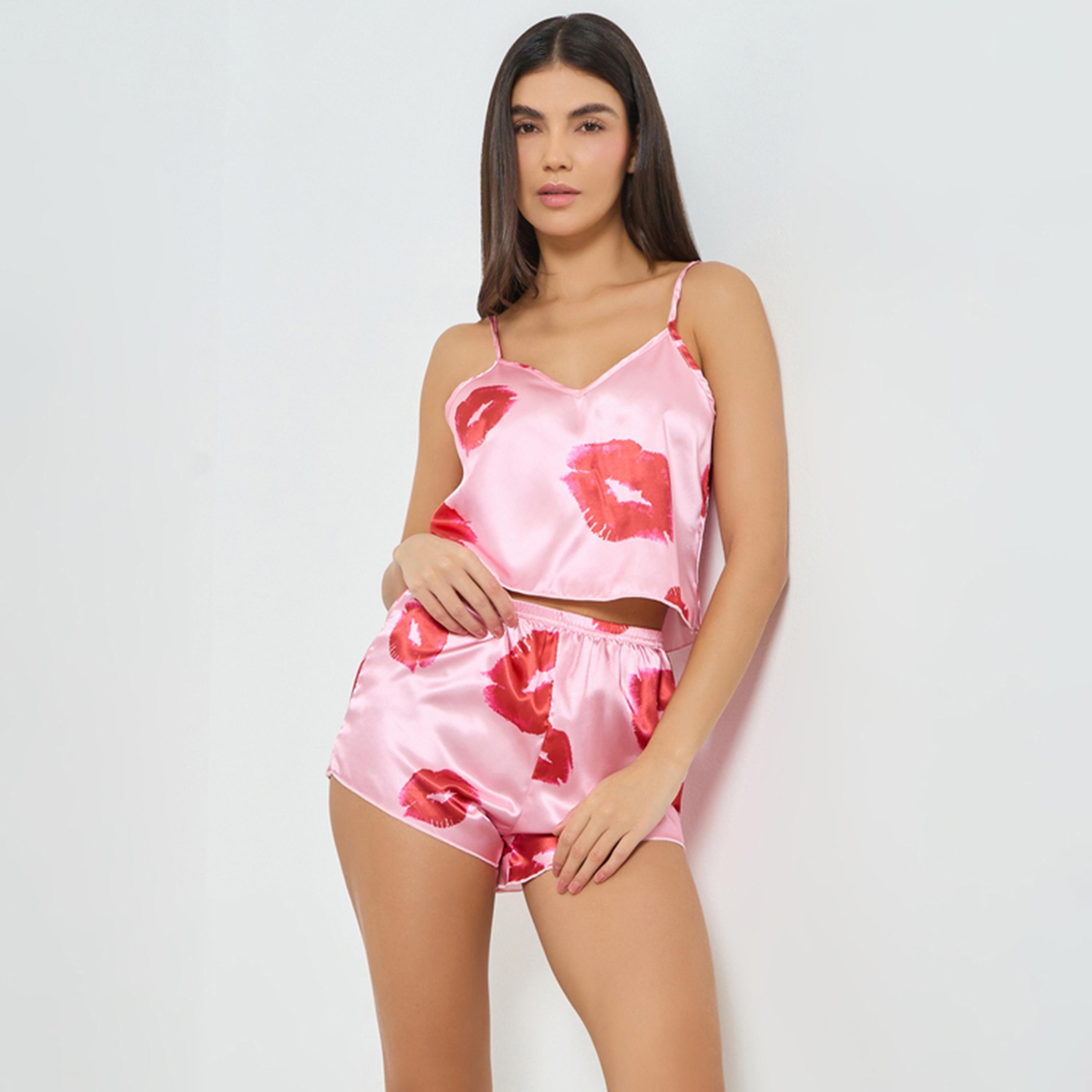 طقم بيجاما من شورت وبلوزة كامي بطبعة شفاه-women-clothing-nightwear-pyjamas-shortsets-image-5