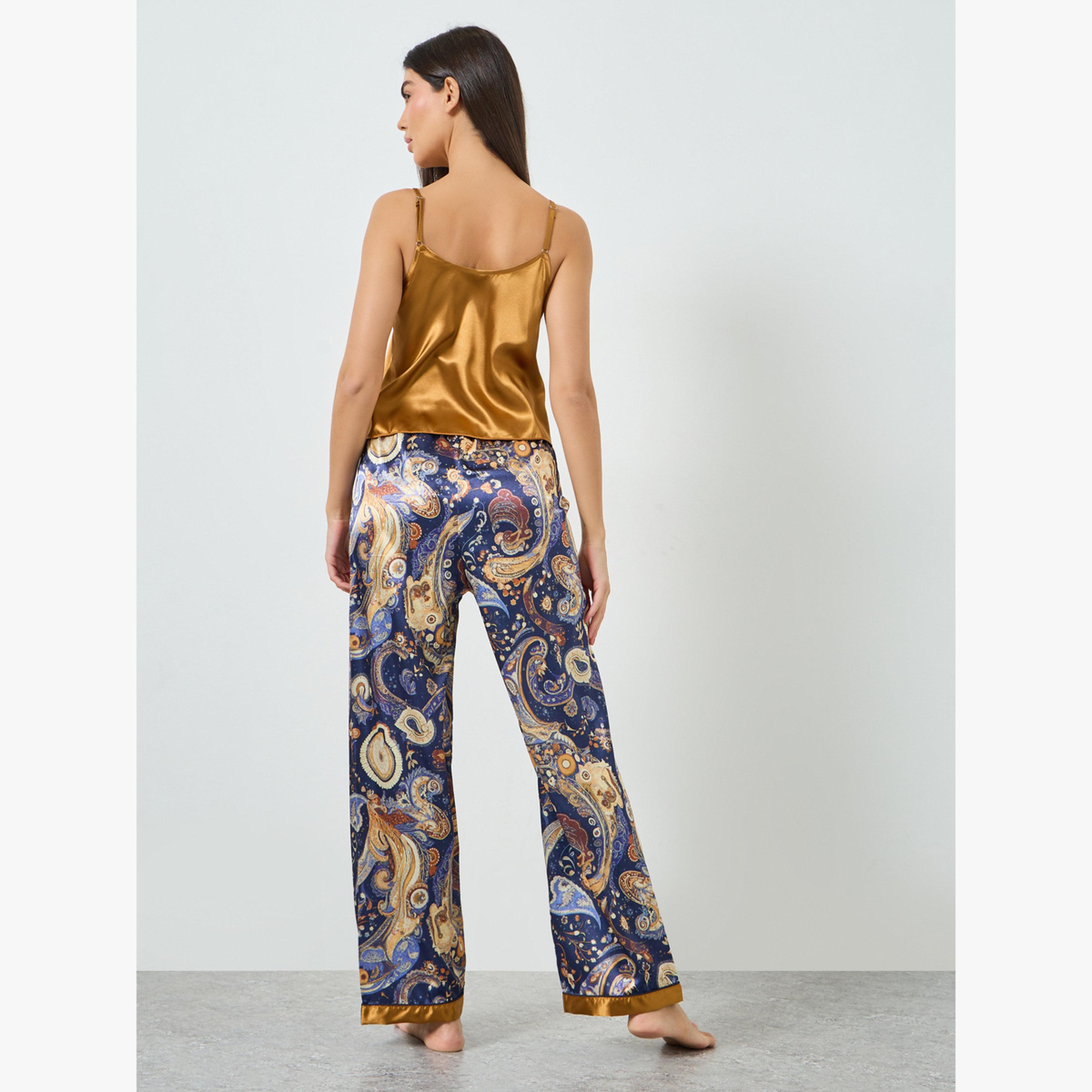 طقم بيجاما من بنطال بطبعة بيزلي وبلوزة حمالات ساتان-women-clothing-nightwear-pyjamas-longsets-image-3