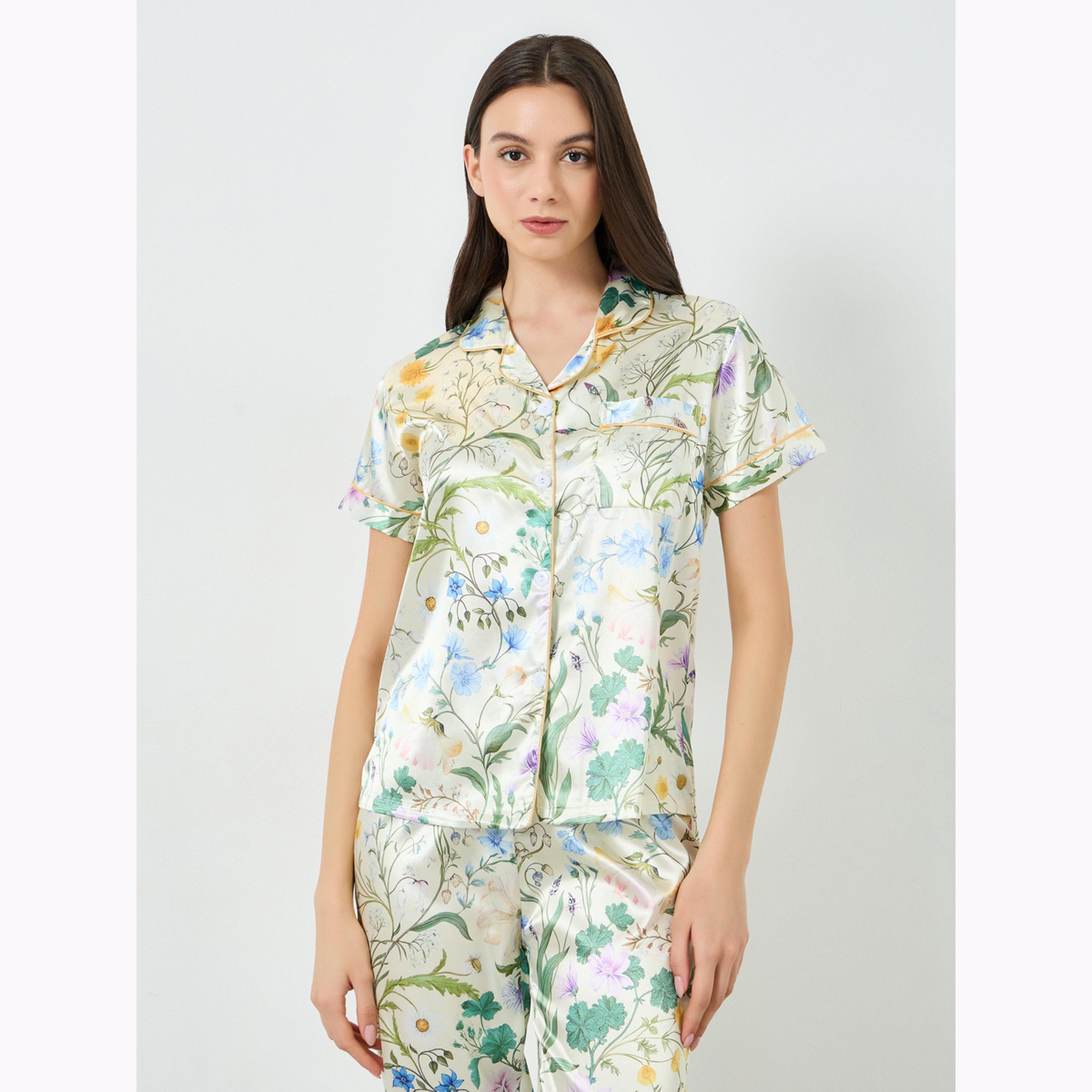 طقم بيجاما من بنطال وبلوزة ساتان بطبعة زهور وأكمام قصيرة-women-clothing-nightwear-pyjamas-longsets-image-2