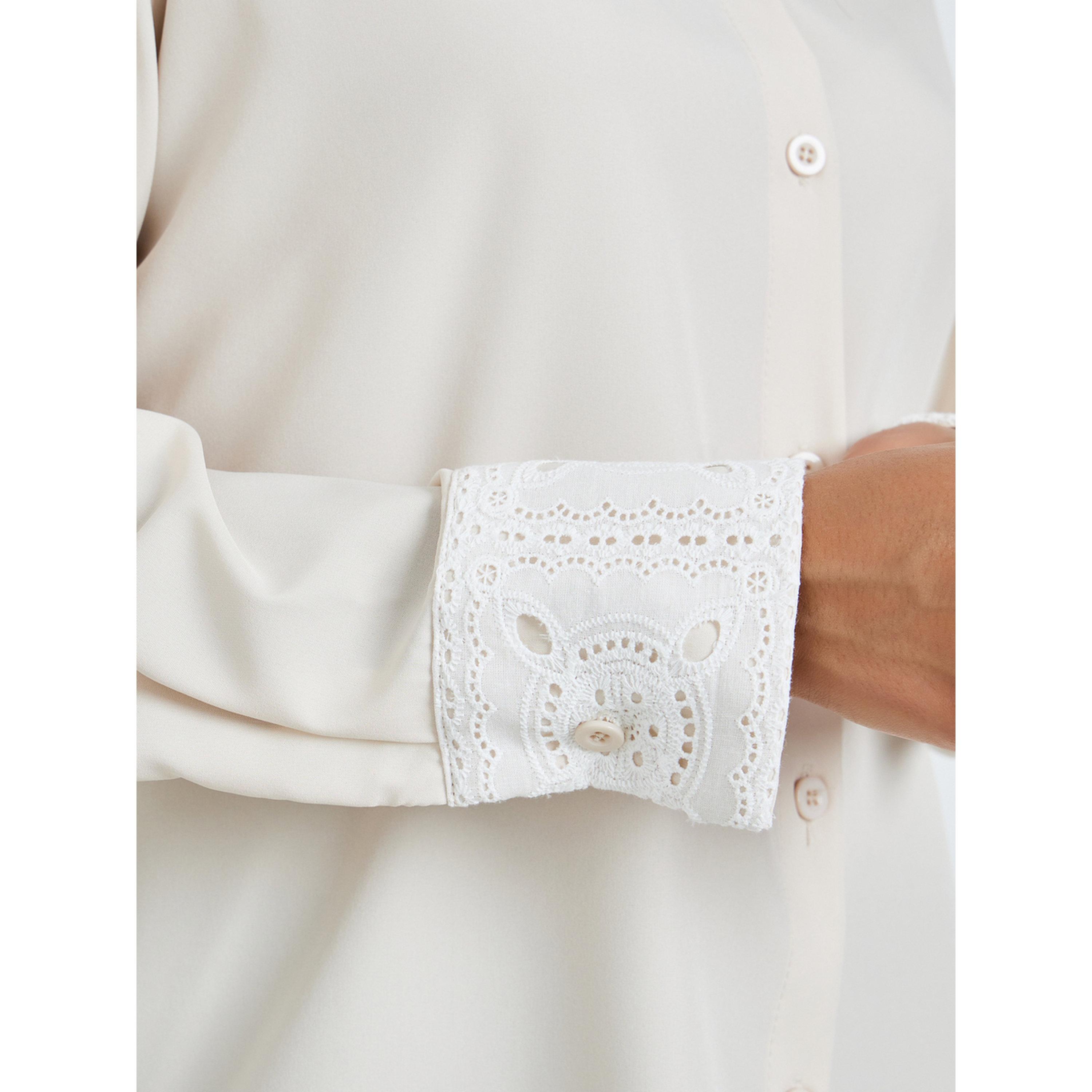 ستايلي - قميص كريمي بأكمام طويلة وأساور من الدانتيل-women-clothing-shirtsandblouses-shirts-image-6