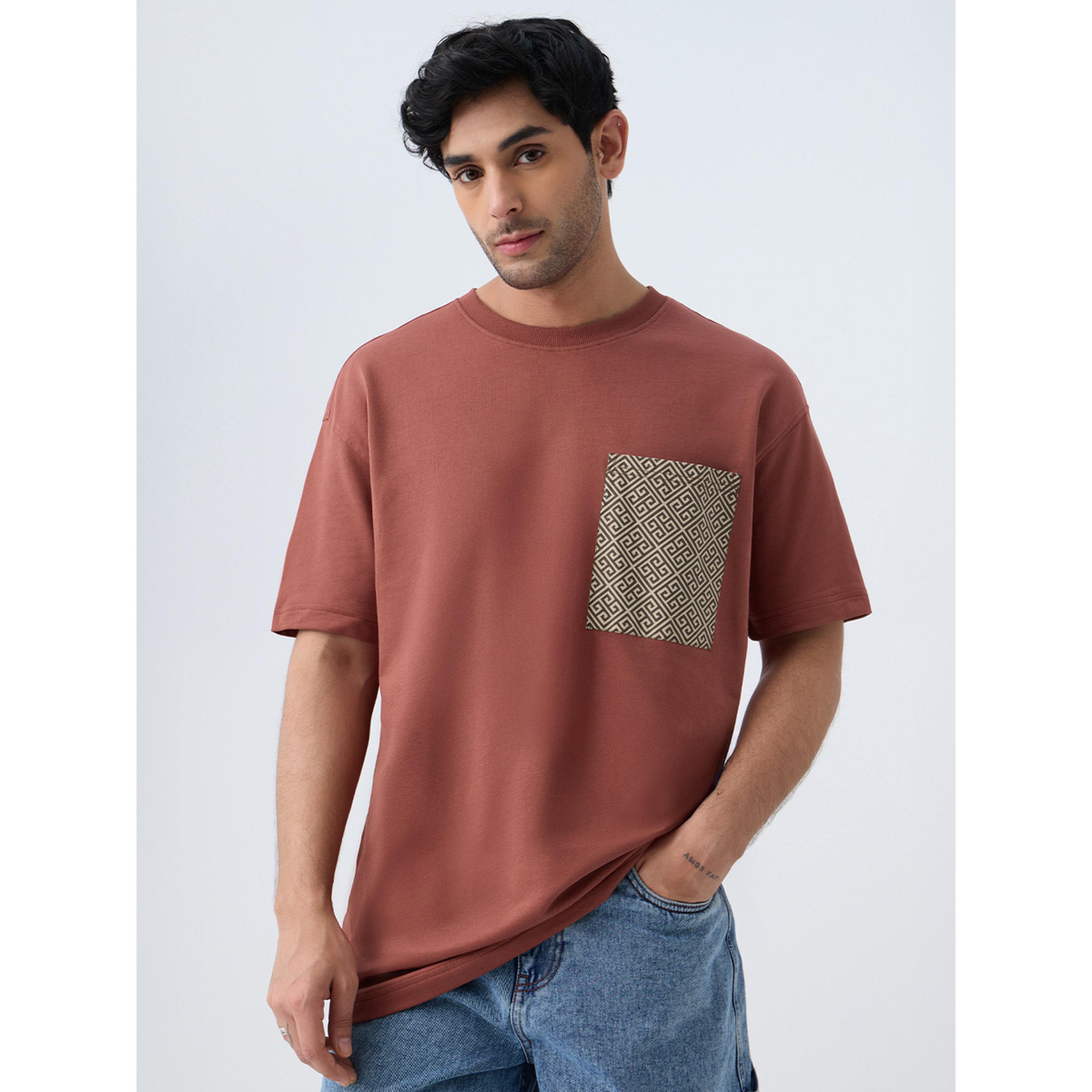 تيشيرت بقصة واسعة مع جيب مطبوع للرجال-men-clothing-tshirtsandpolos-tshirts-image-1