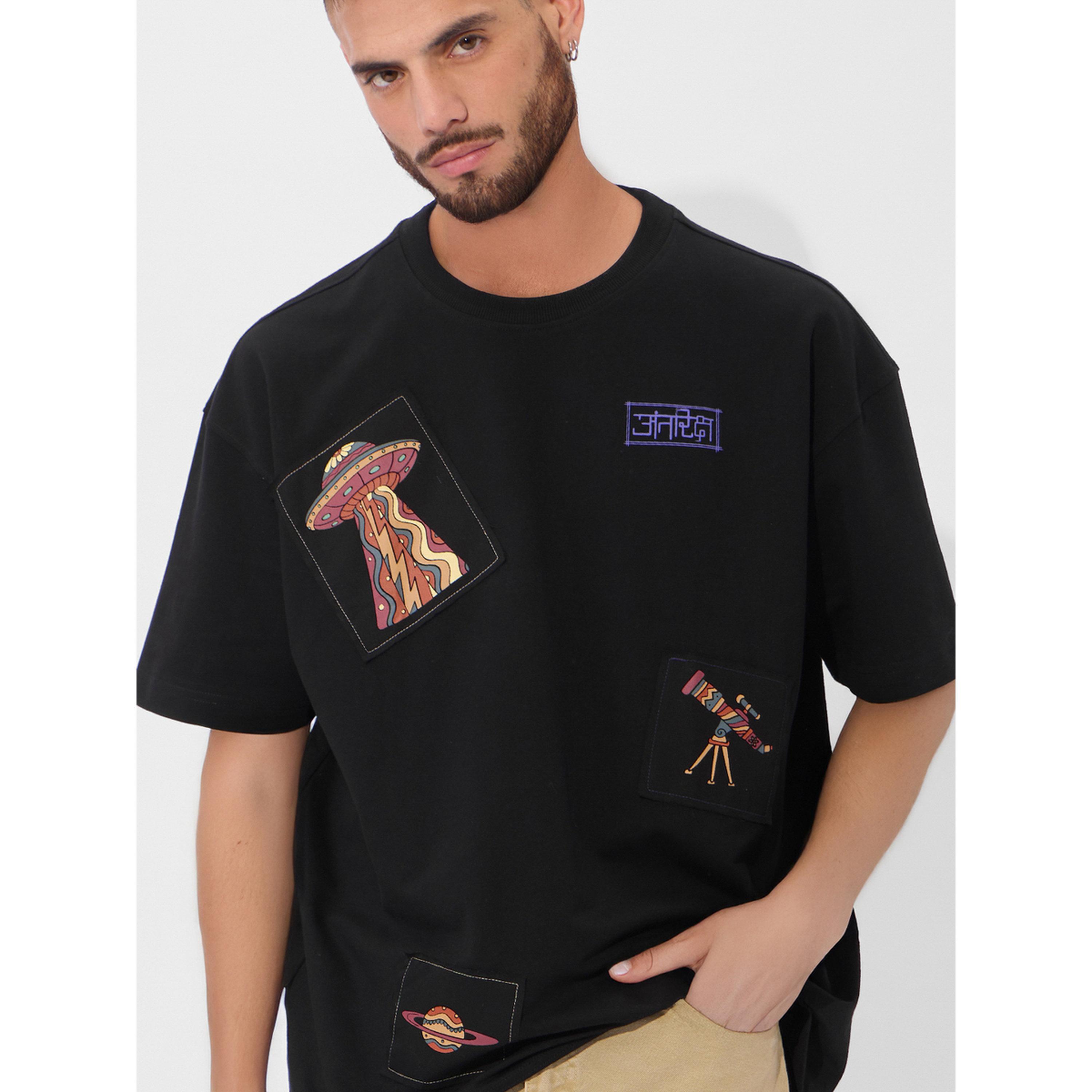 The Souled Store X Styli Black Patch Detail Cotton Oversized T-Shirt-men-clothing-tshirtsandpolos-tshirts-image-4