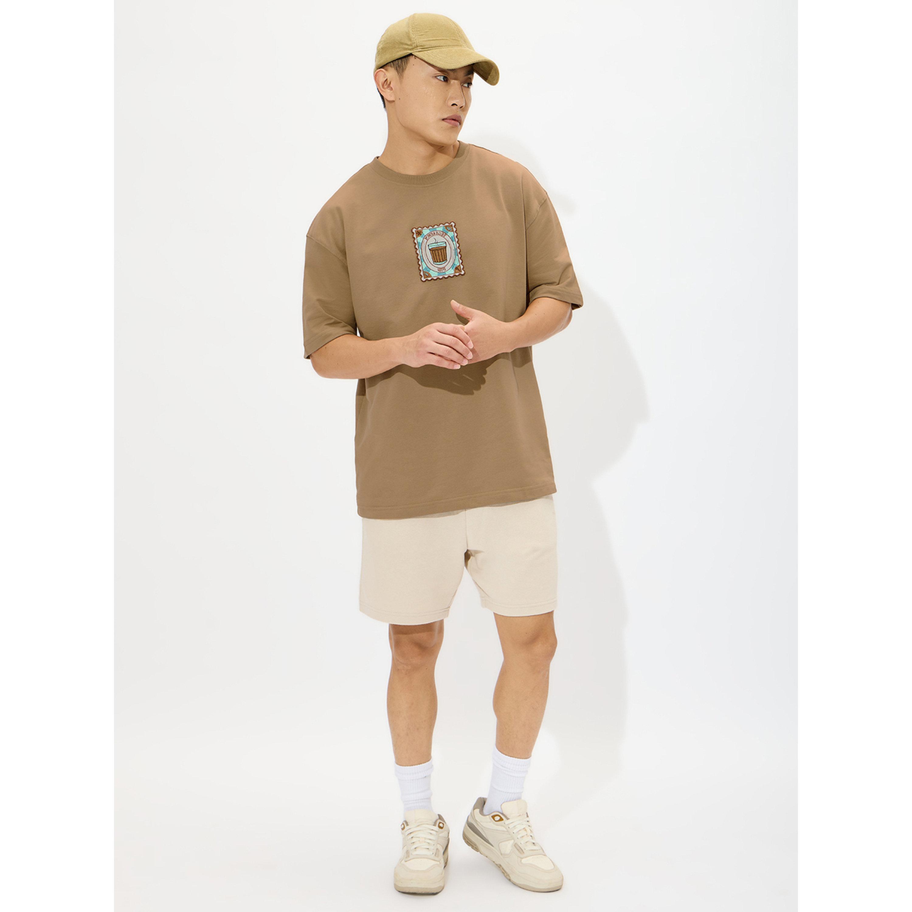 تيشيرت بتفاصيل شارة وقصة واسعة-men-clothing-tshirtsandpolos-tshirts-image-2