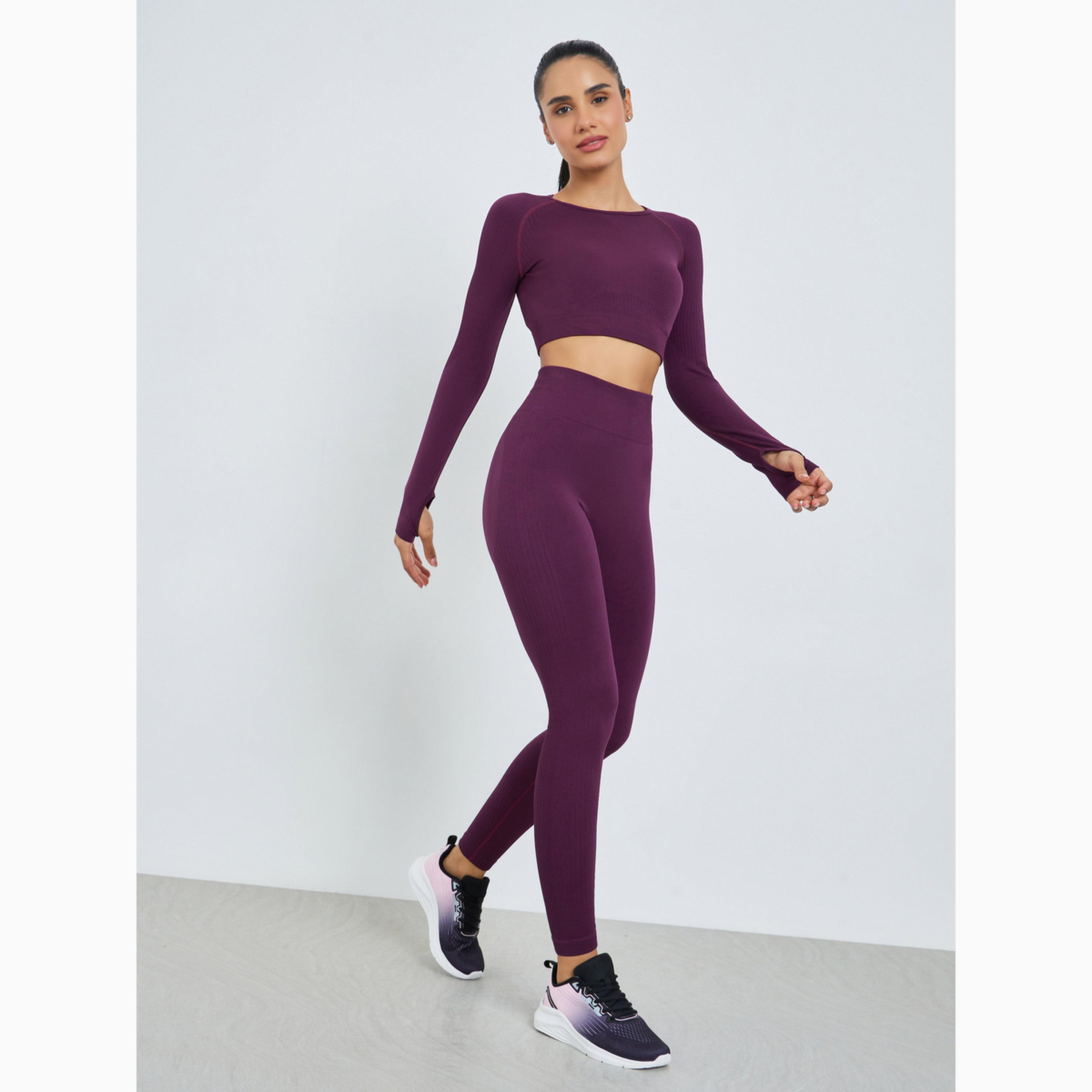 مجموعة من ليقنز وبلوزة قصيرة جاكار بتفاصيل فتحة إبهام-women-clothing-sportswearandactivewear-trackpantsandtracksuits-image-1