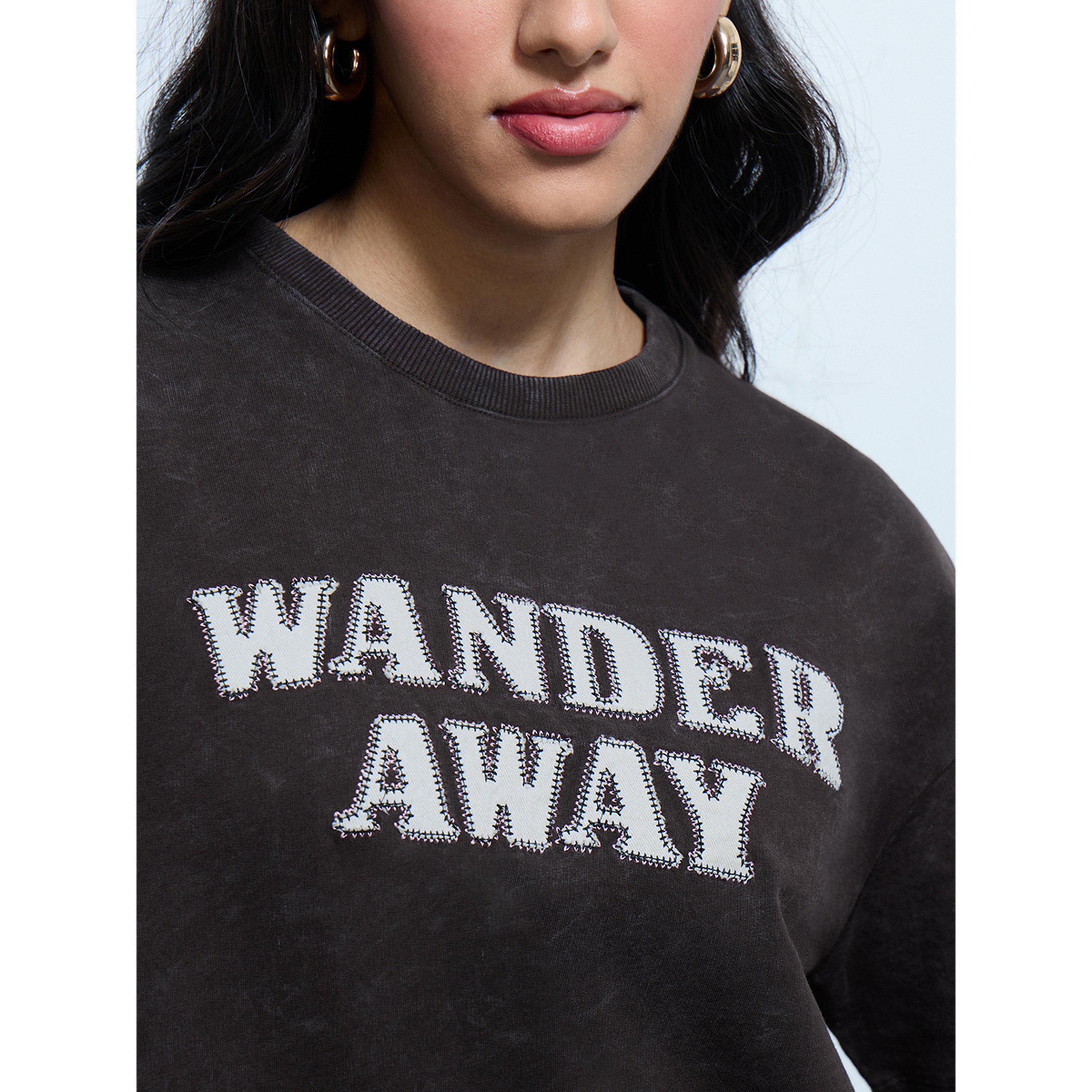 تيشيرت قطن باهت بقصة واسعة-women-clothing-tshirts-image-6