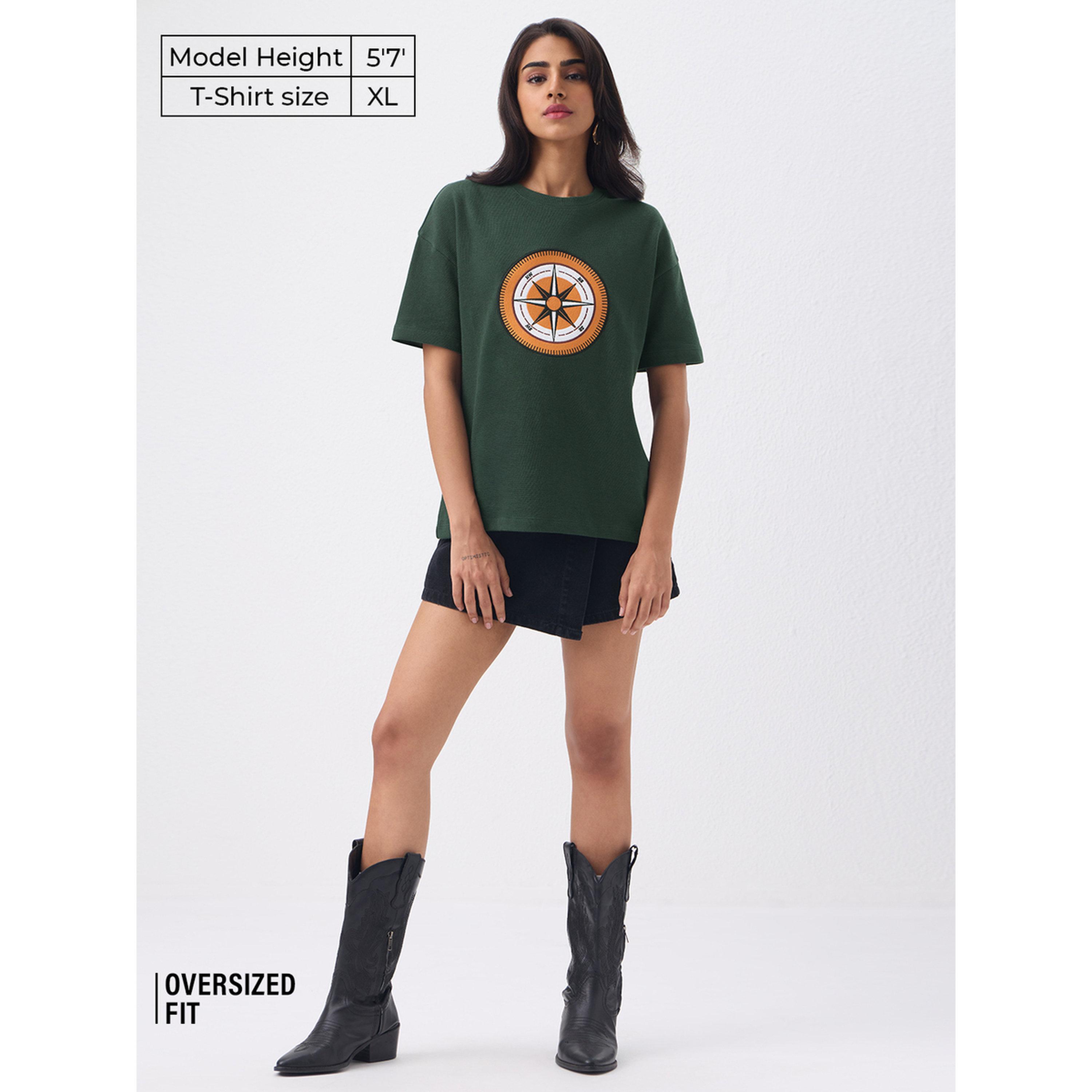 تيشيرت بطبعة بوصلة بقصة واسعة-women-clothing-tshirts-image-2