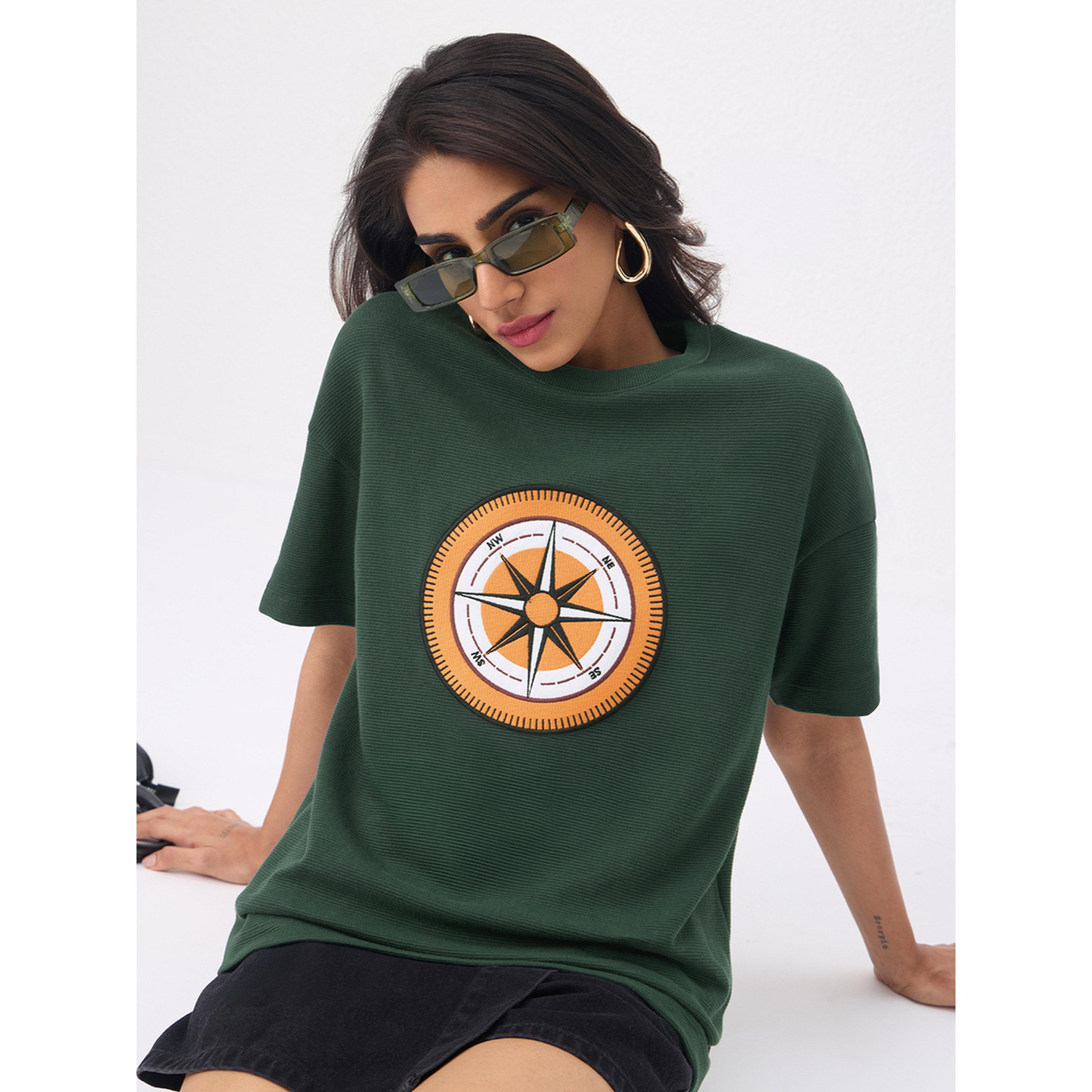 تيشيرت بطبعة بوصلة بقصة واسعة-women-clothing-tshirts-image-4