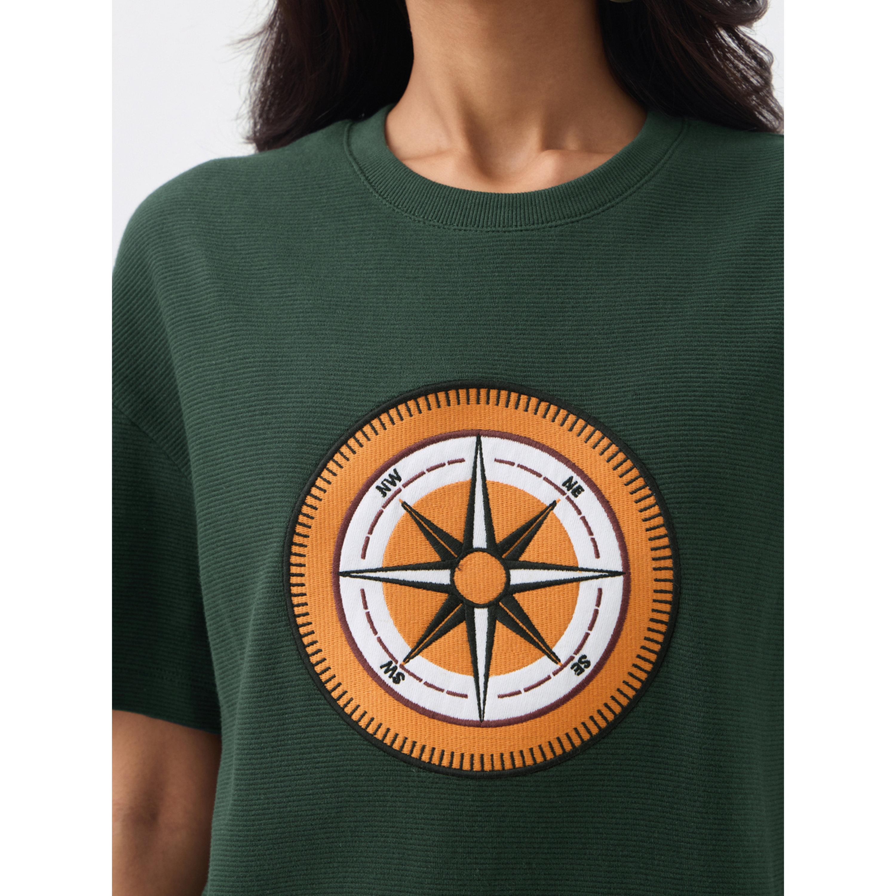 تيشيرت بطبعة بوصلة بقصة واسعة-women-clothing-tshirts-image-6