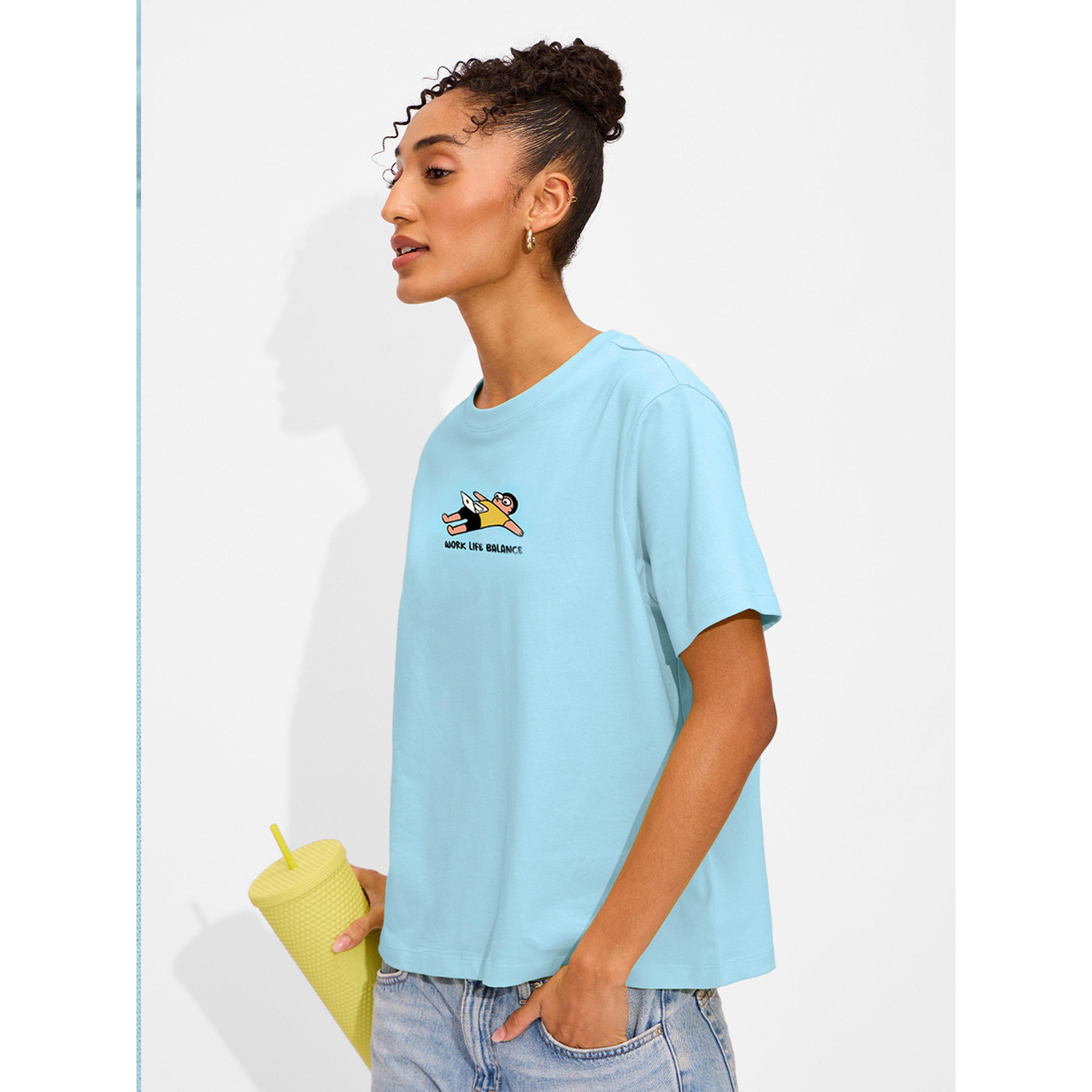 تيشيرت بطبعة جرافيك بقصة مريحة-women-clothing-tshirts-image-1
