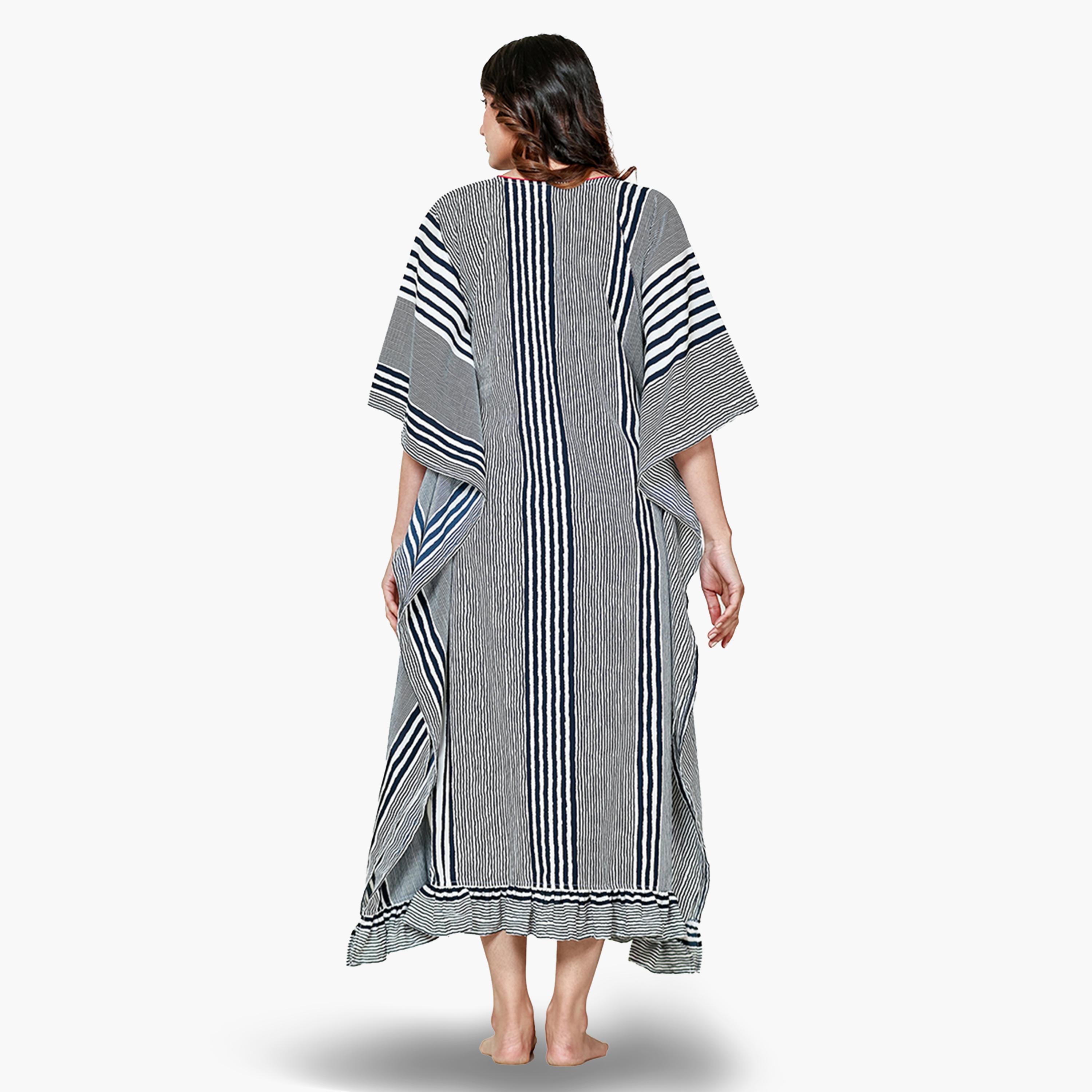 قميص نوم قفطان بأكمام 3/4 وتفاصيل مخططة-women-clothing-nightwear-nighties-image-5