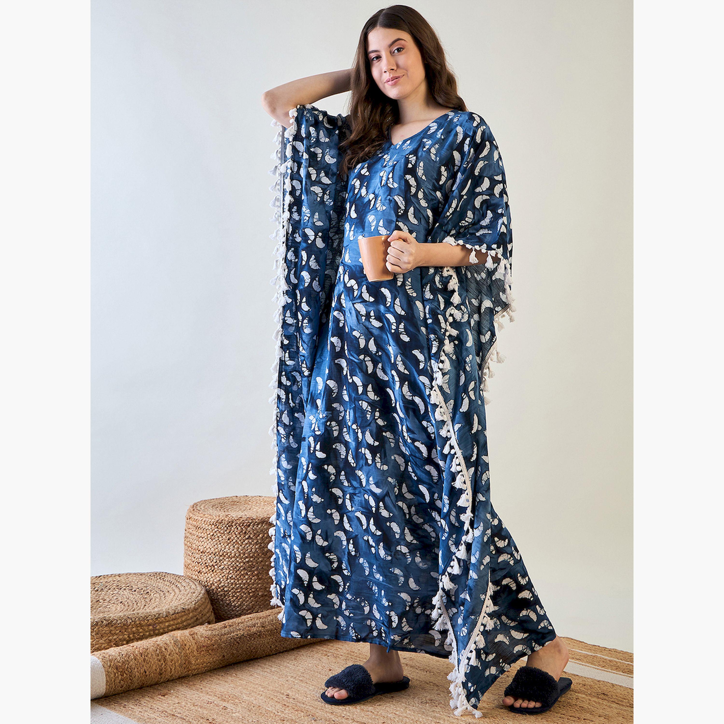 The Kaftan Company X Styli Blue Batik Cotton Kaftan with White Tassel Trim-women-clothing-nightwear-nighties-image-3