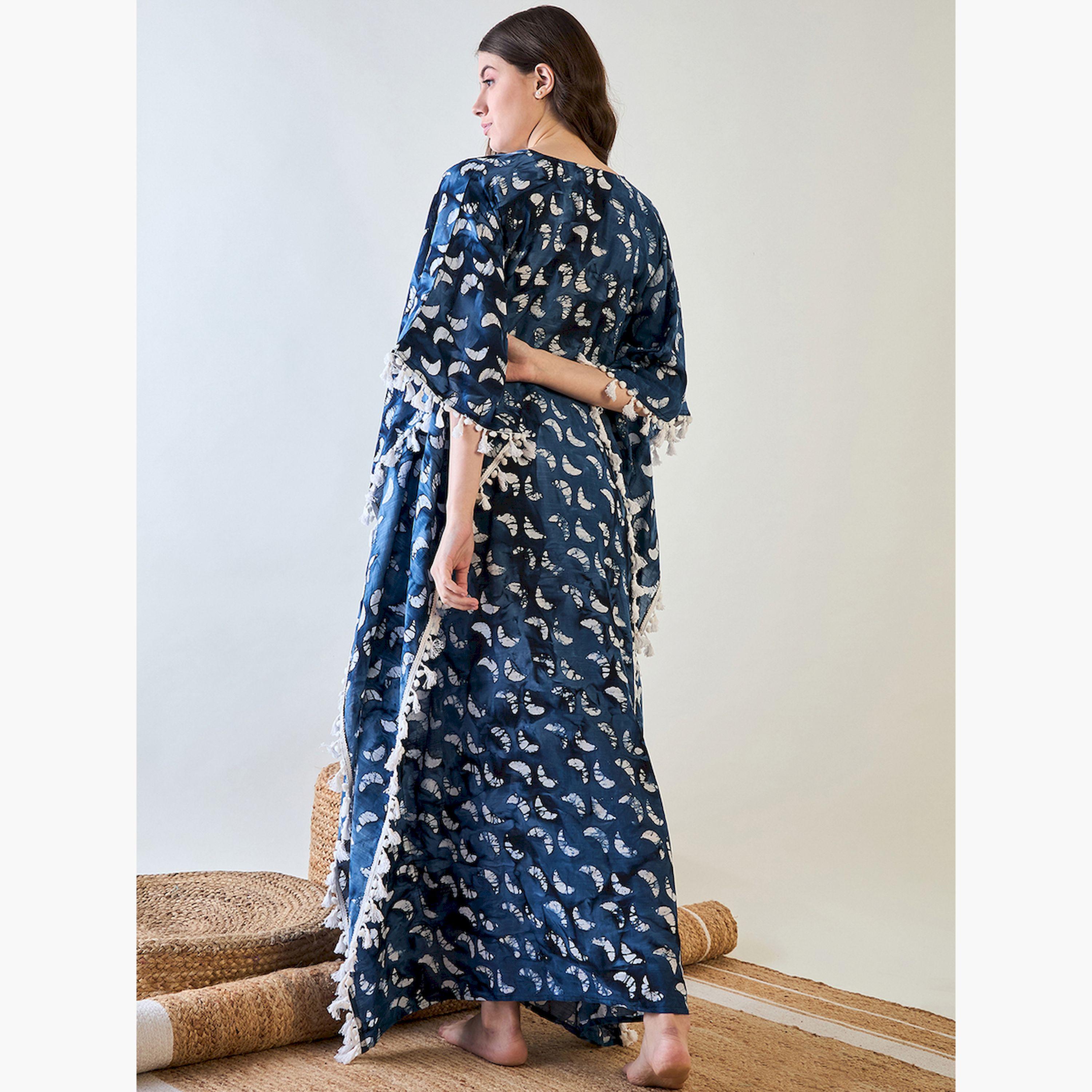 The Kaftan Company X Styli Blue Batik Cotton Kaftan with White Tassel Trim-women-clothing-nightwear-nighties-image-4