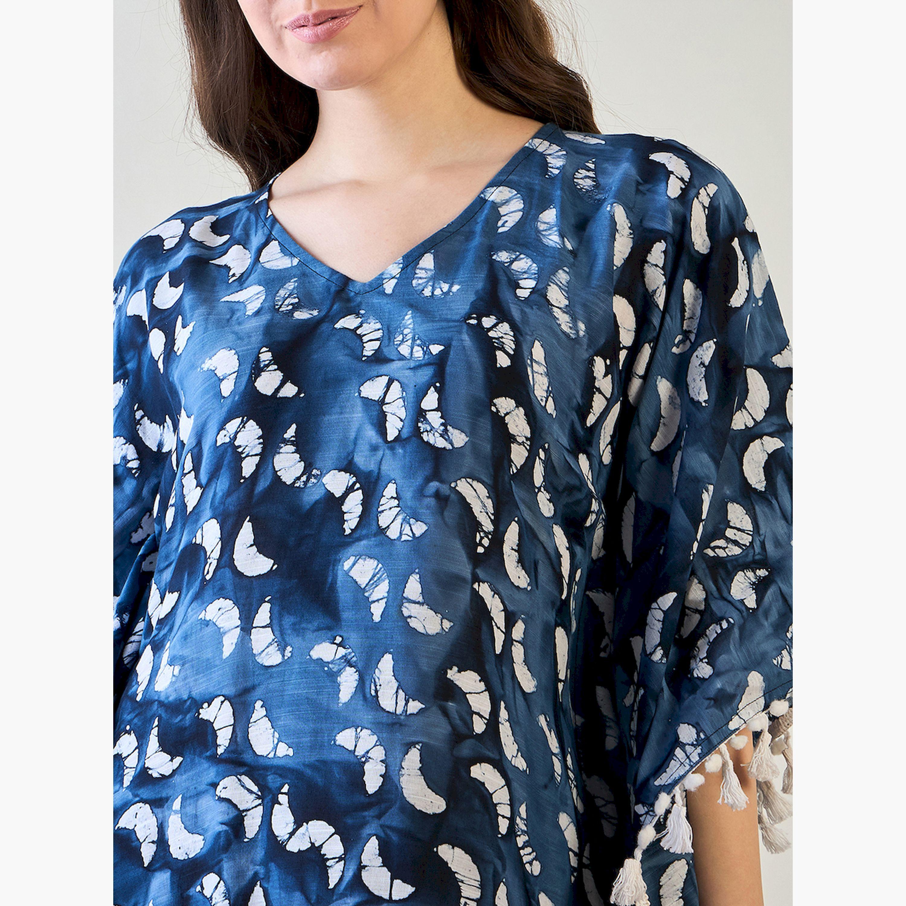 The Kaftan Company X Styli Blue Batik Cotton Kaftan with White Tassel Trim-women-clothing-nightwear-nighties-image-5