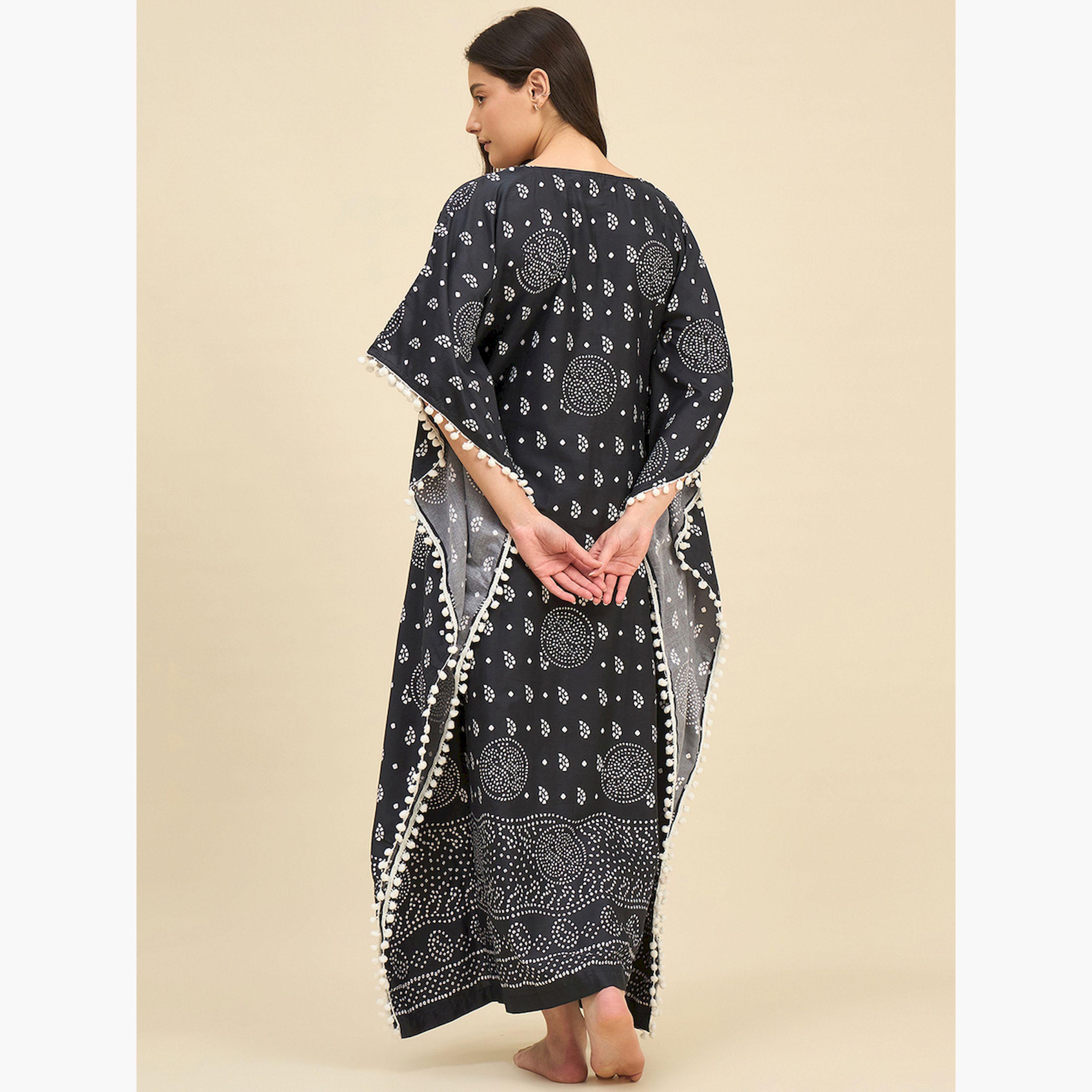 The Kaftan Company X Styli Black and White Ethnic Printed Kaftan Nightdress-women-clothing-nightwear-nighties-image-4