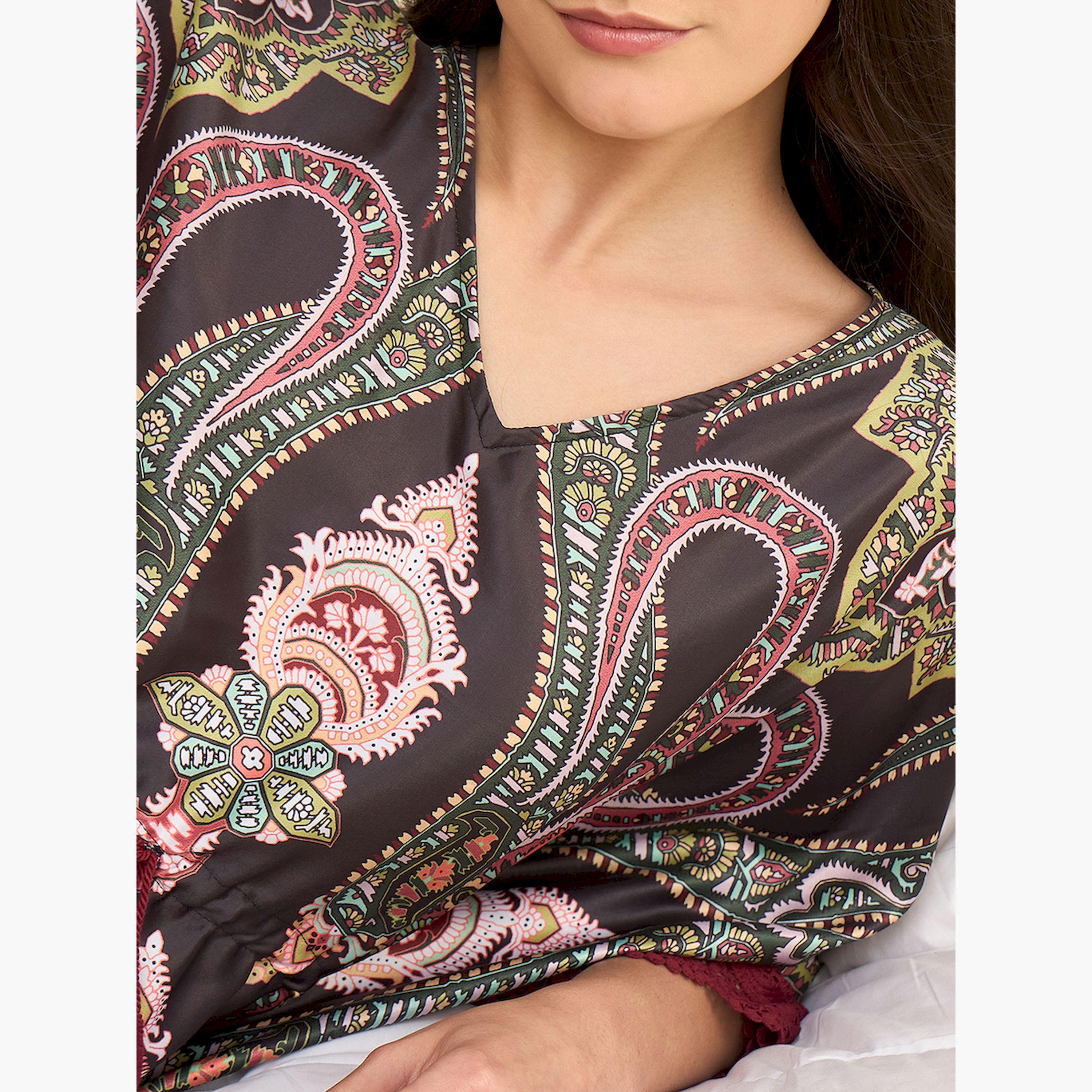 قميص نوم قفطان ساتان أسود بنقشة البايزلي-women-clothing-nightwear-nighties-image-5