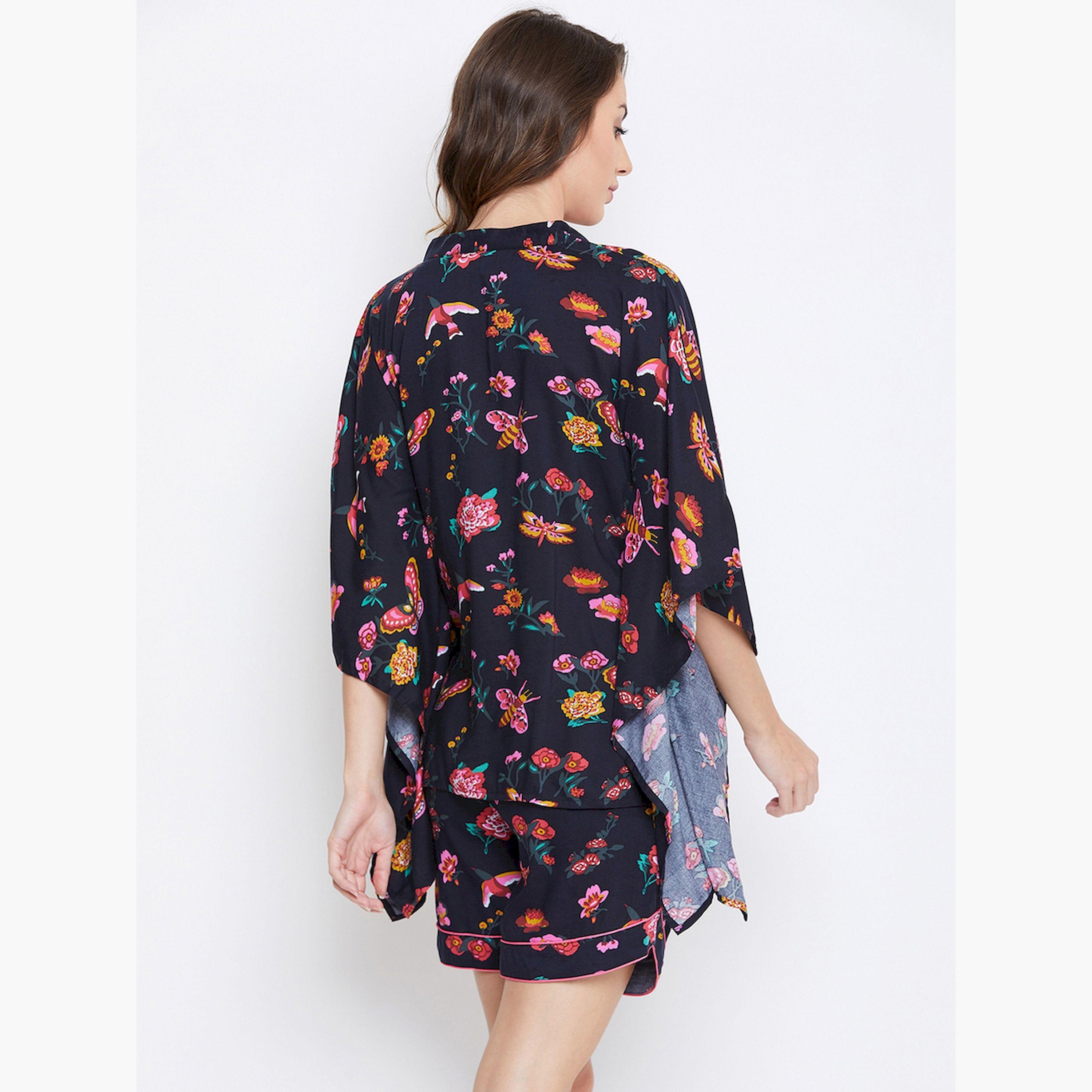 طقم فيسكوز بلوزة قفطان مطبوع بزخارف زهور وشورت-women-clothing-nightwear-pyjamas-shortsets-image-4