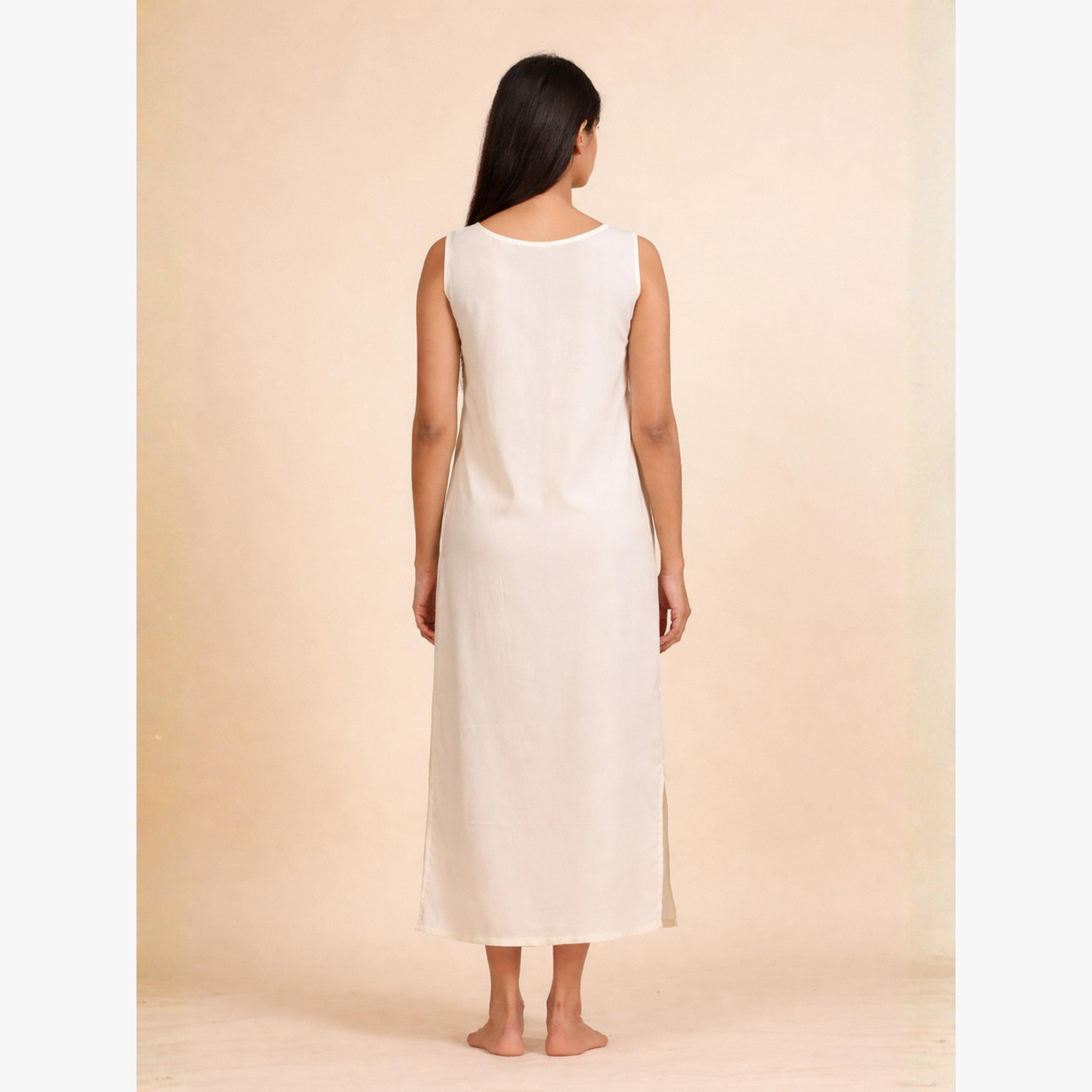 The Kaftan Company X Styli White Printed Georgette Kaftan with Inner Slip-women-clothing-nightwear-nighties-image-3