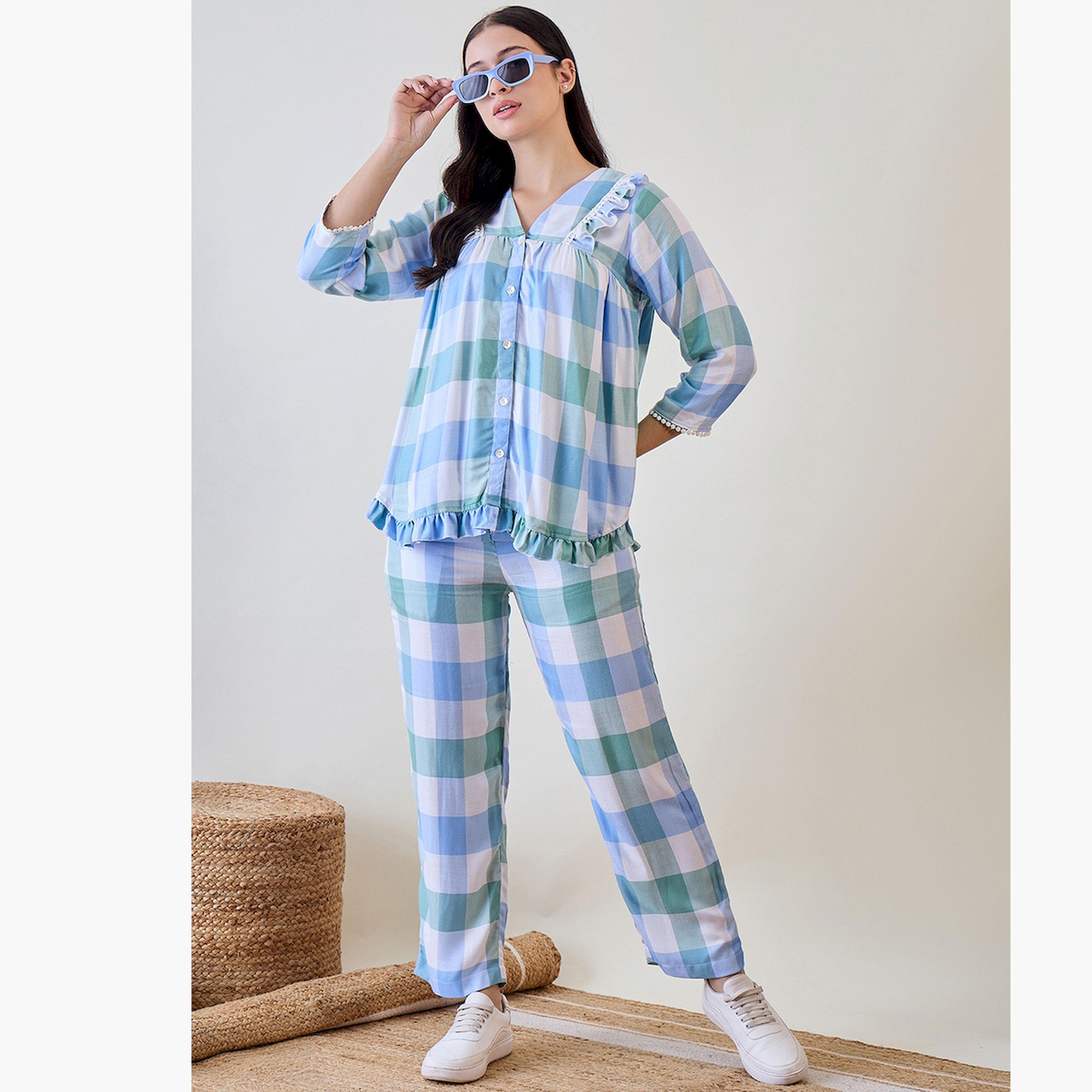 طقم بيجاما من بنطال وبلوزة بطبعة كاروهات وكشكش-women-clothing-nightwear-pyjamas-longsets-image-1