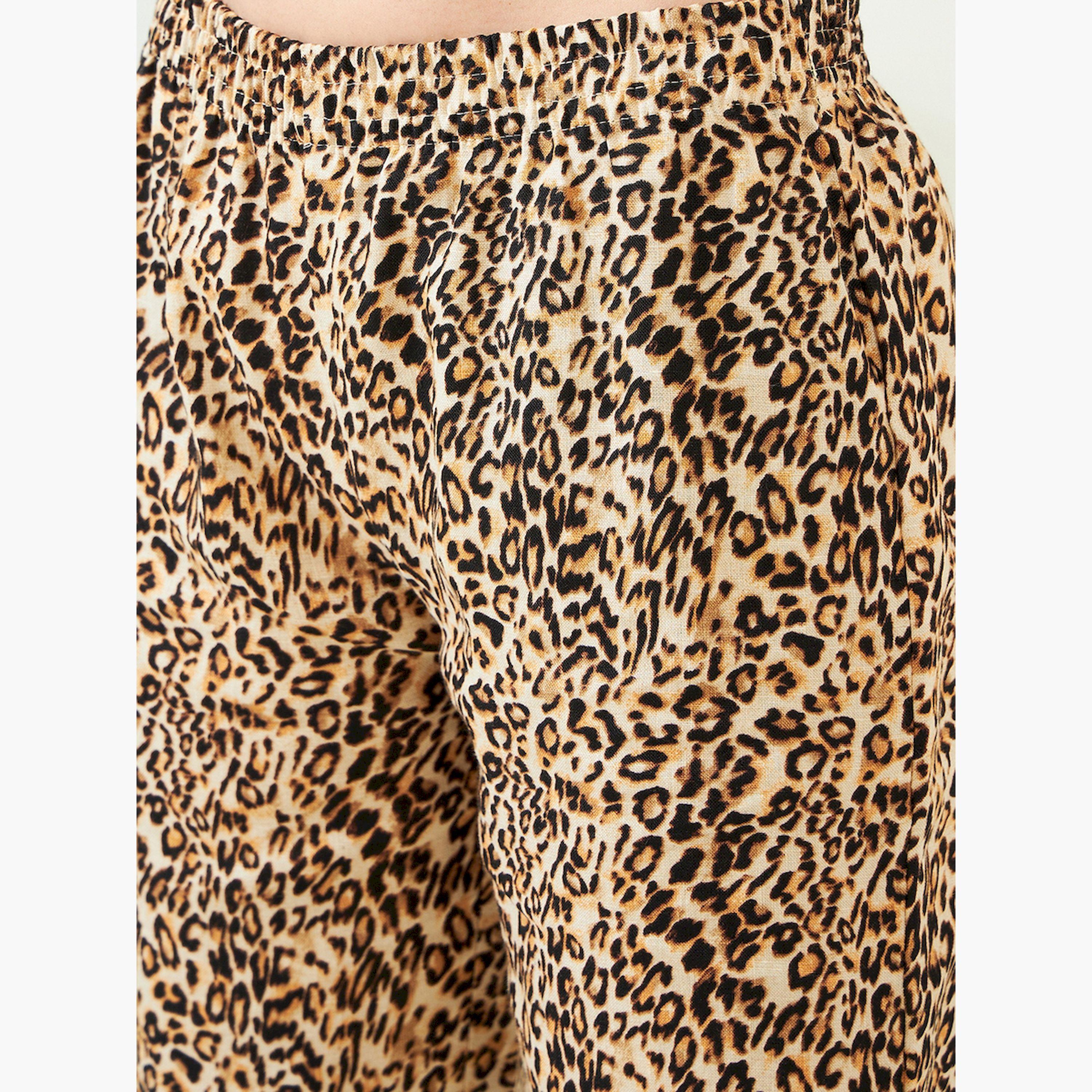 طقم بيجاما من بنطال وبلوزة طويلة بطبعة ليوبارد-women-clothing-nightwear-pyjamas-longsets-image-5