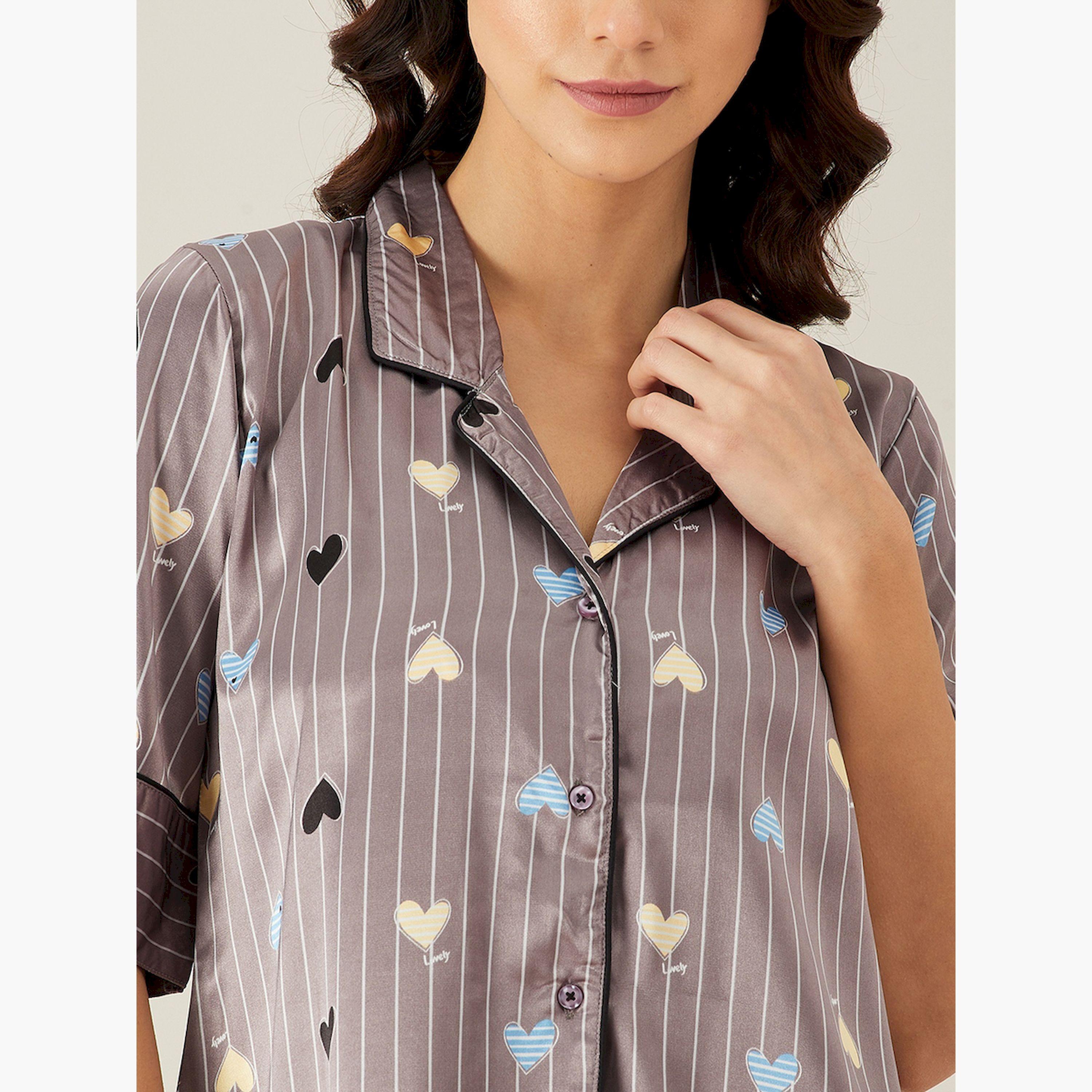 طقم بيجاما من بنطال وبلوزة ساتان بطبعة قلب-women-clothing-nightwear-pyjamas-longsets-image-5
