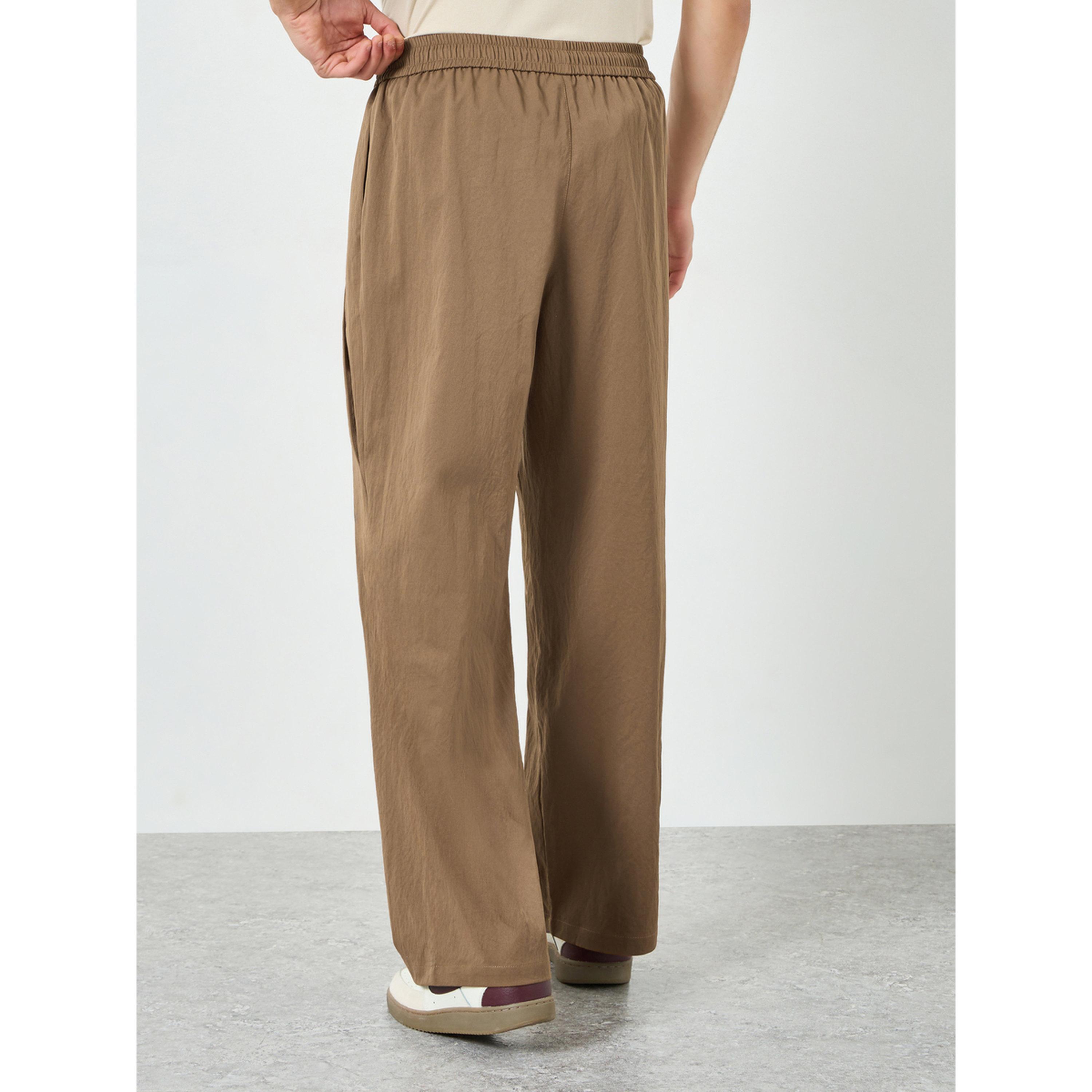 بنطال بقصة مريحة وخصر برباط-men-clothing-bottoms-joggers-image-5