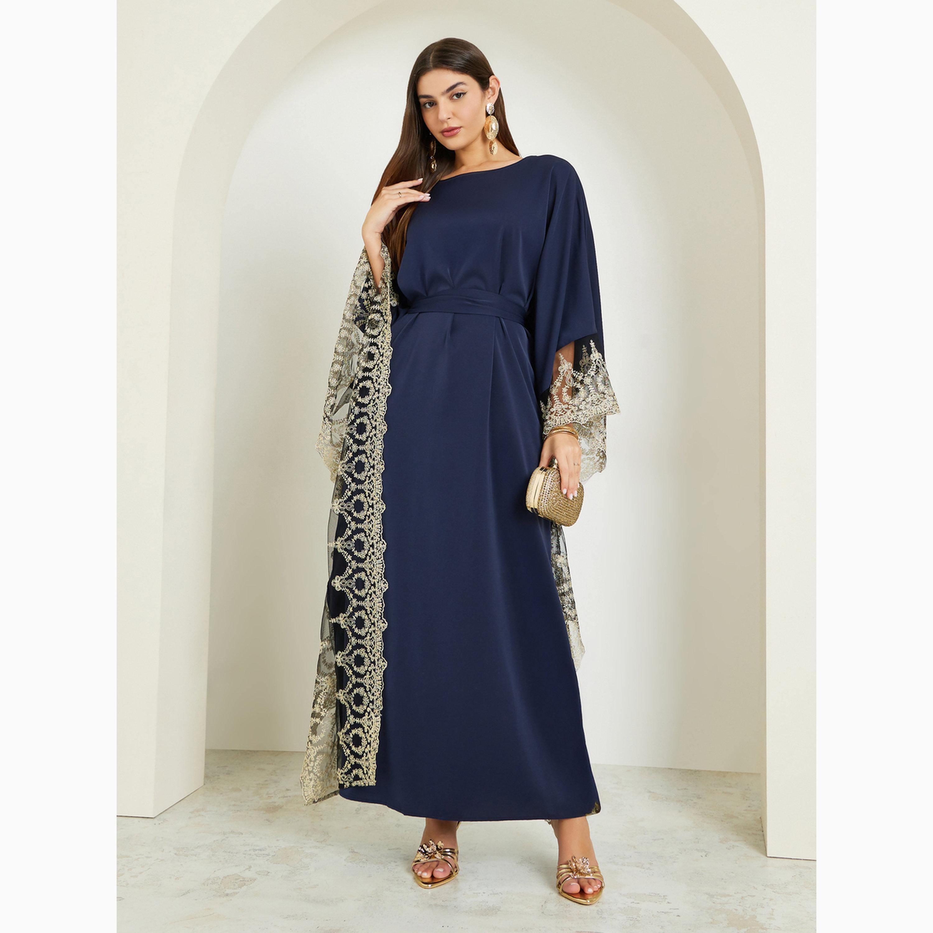 فستان قفطان كحلي طويل بتفاصيل دانتيل-women-arabicclothing-kaftan-image-1