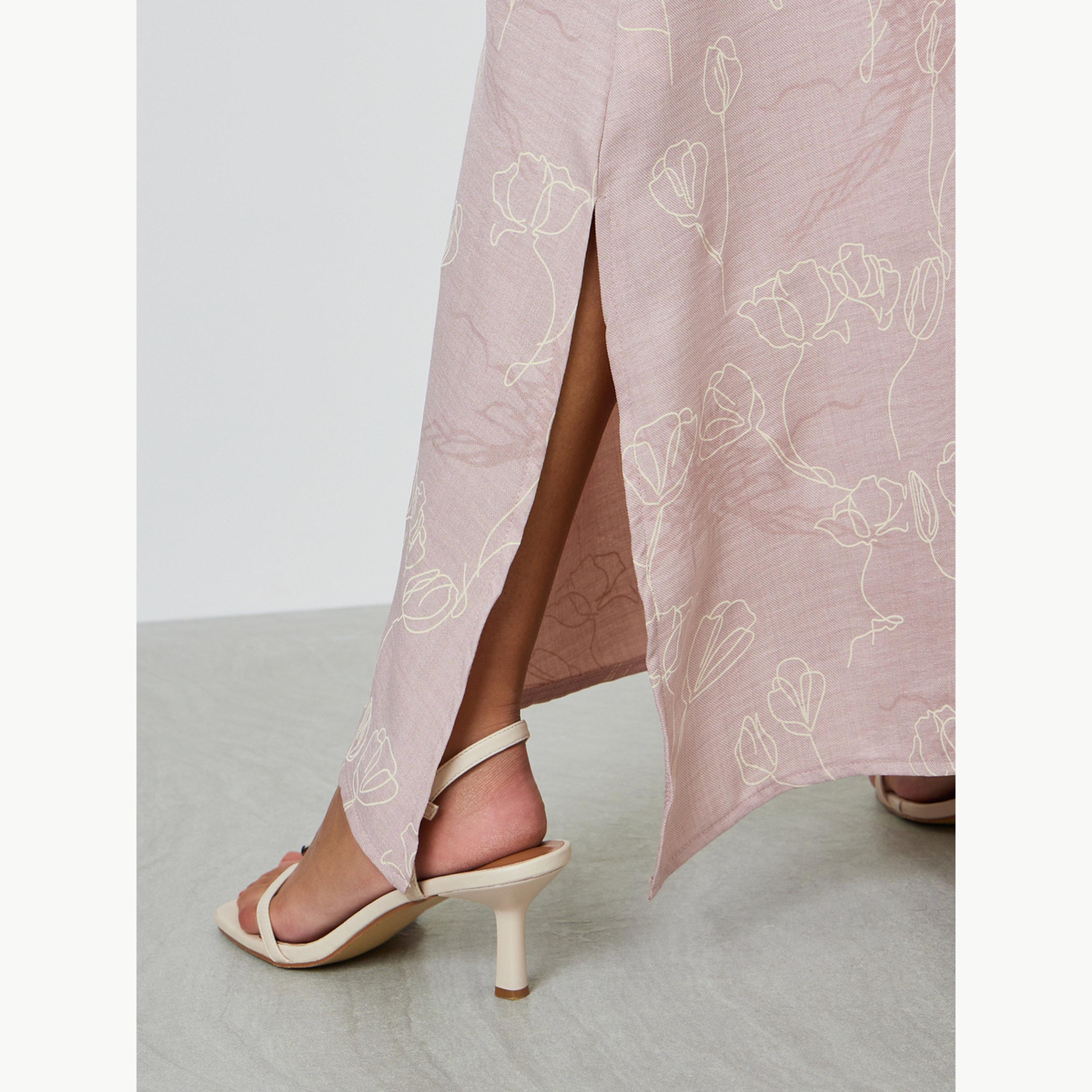Amirah X Styli Pink All Over Print Stand Collar Jalabiya with Side Slit-women-arabicclothing-jalabiyas-image-5