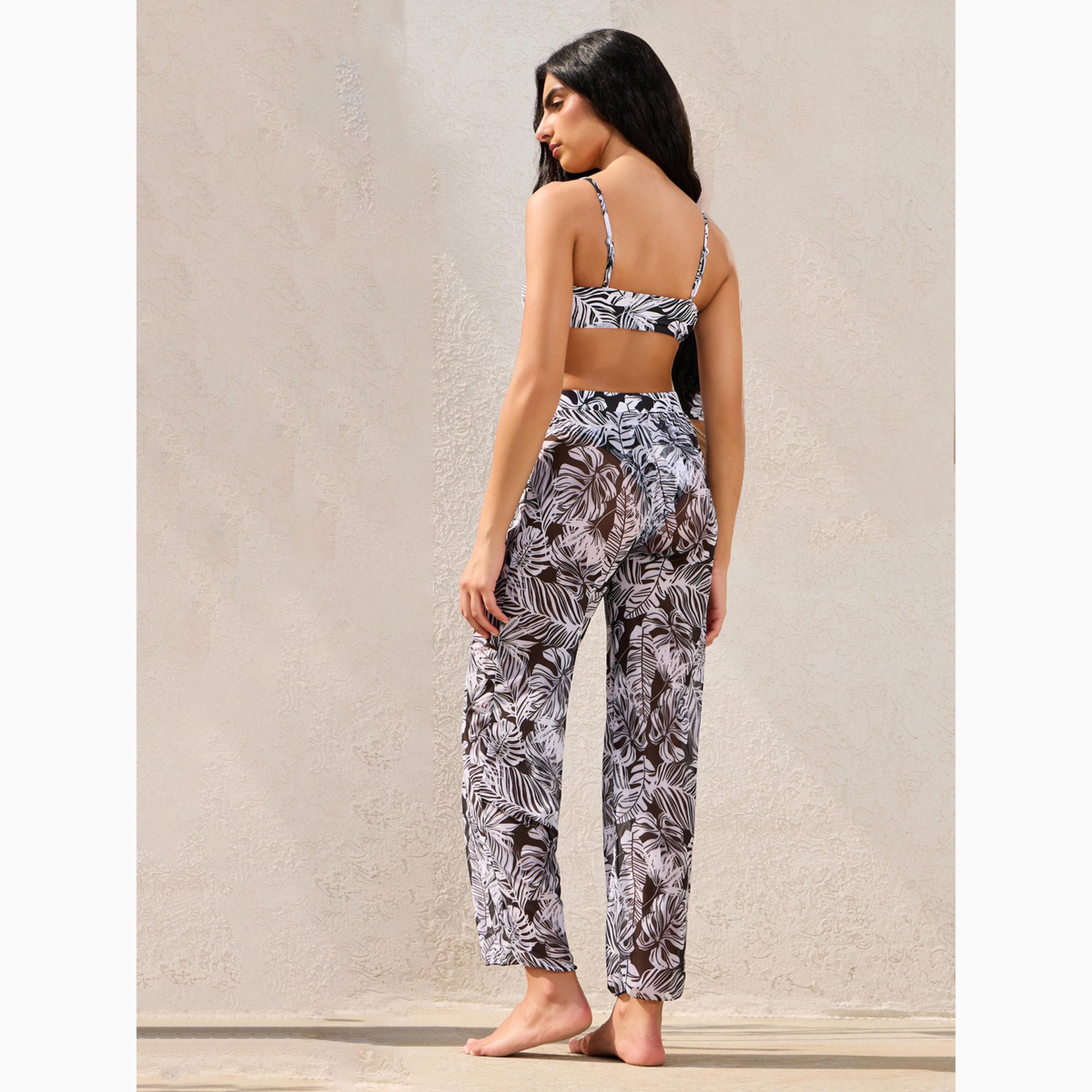 طقم من 3 قطع بيكيني مبطن وسروال داخلي وبنطال بقصة واسعة وطبعة أوراق النخيل-women-clothing-swimandbeach-swim-bikinis-image-5
