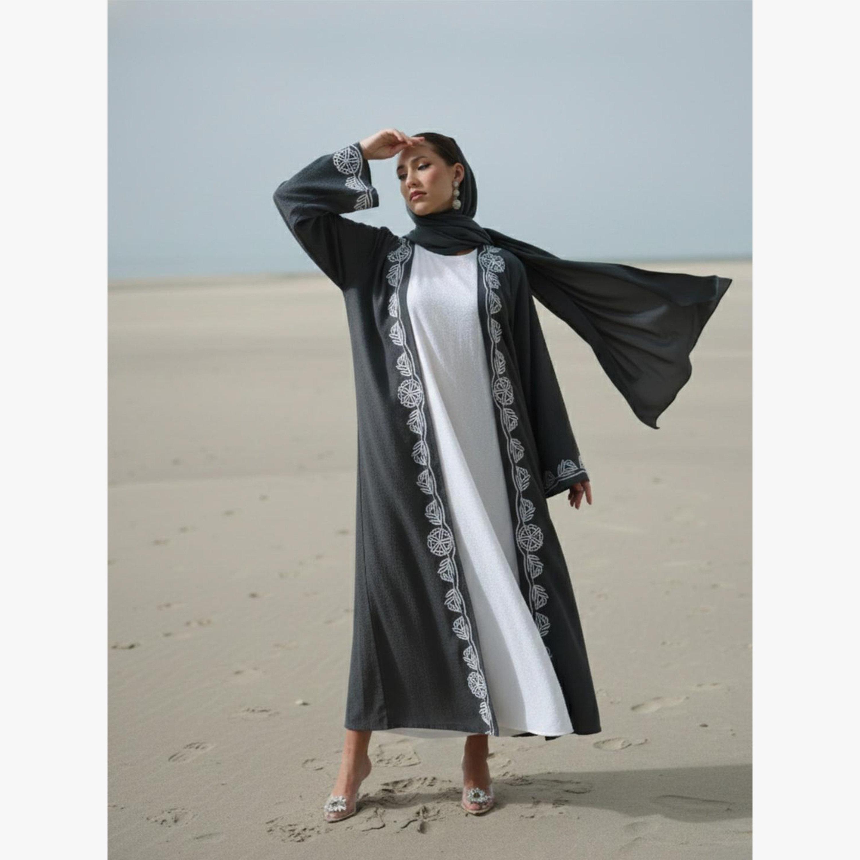 مجموعة من 3 حجاب وفستان طويل مع عباية مُطرّزة-women-arabicclothing-sets-image-6