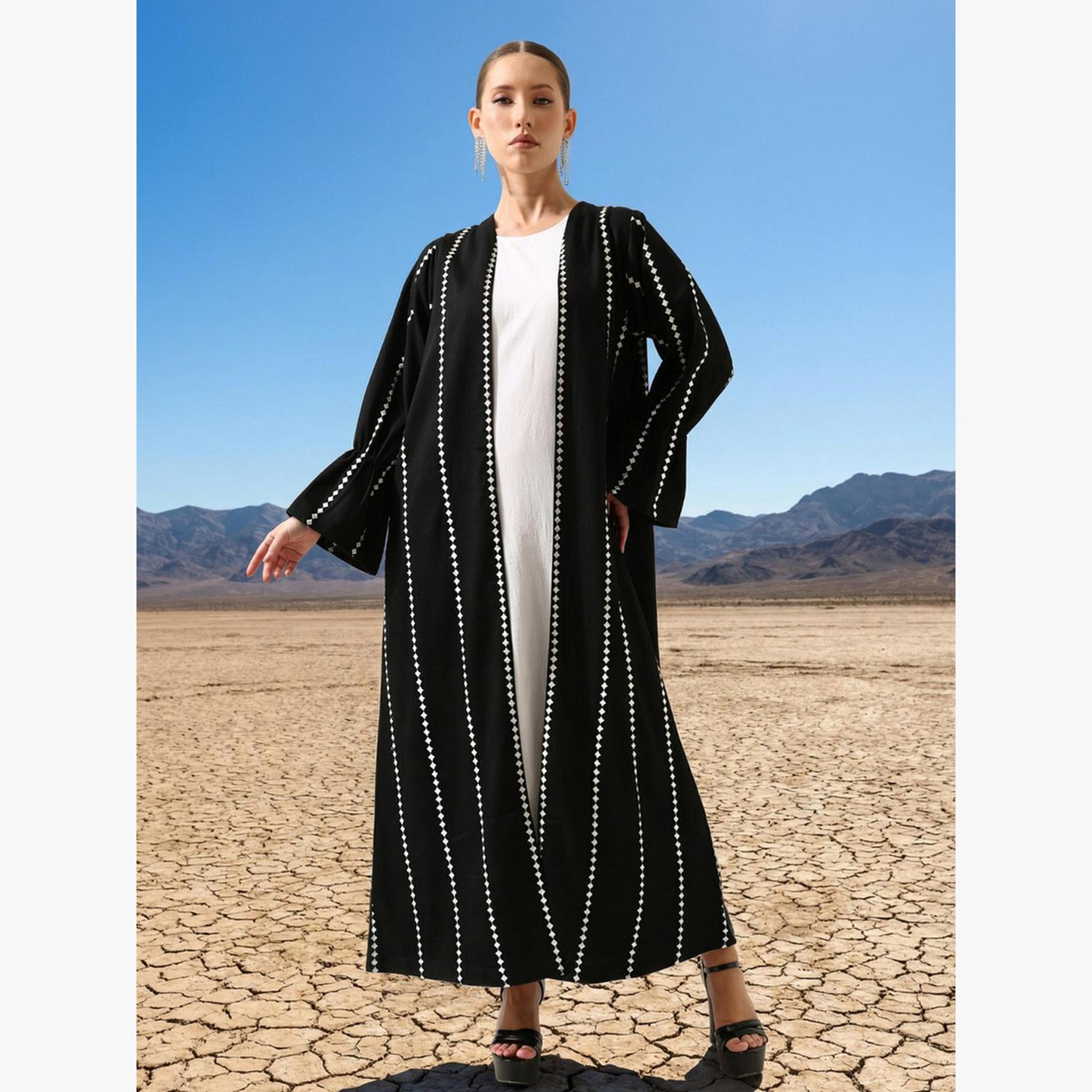 Ishin X Styli Black Crinkled Cotton Relaxed Abaya with Hijab-women-arabicclothing-headscarf-hijab-image-1