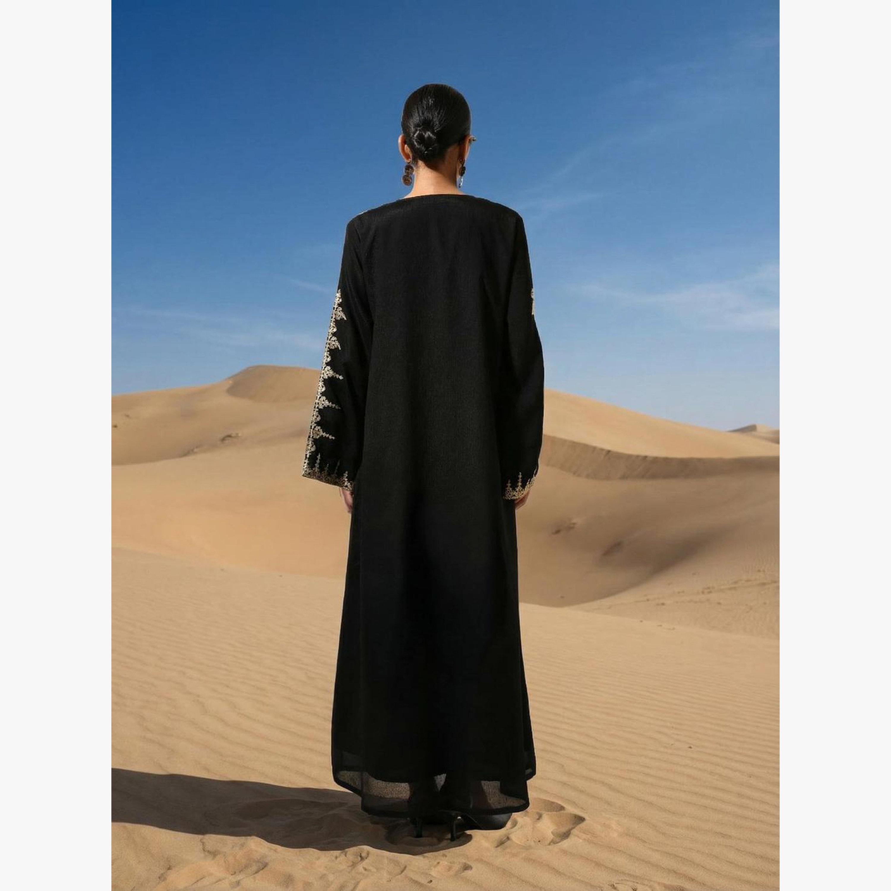 عباية بقصة مريحة وتفاصيل مُطرّزة-women-arabicclothing-abayas-image-5