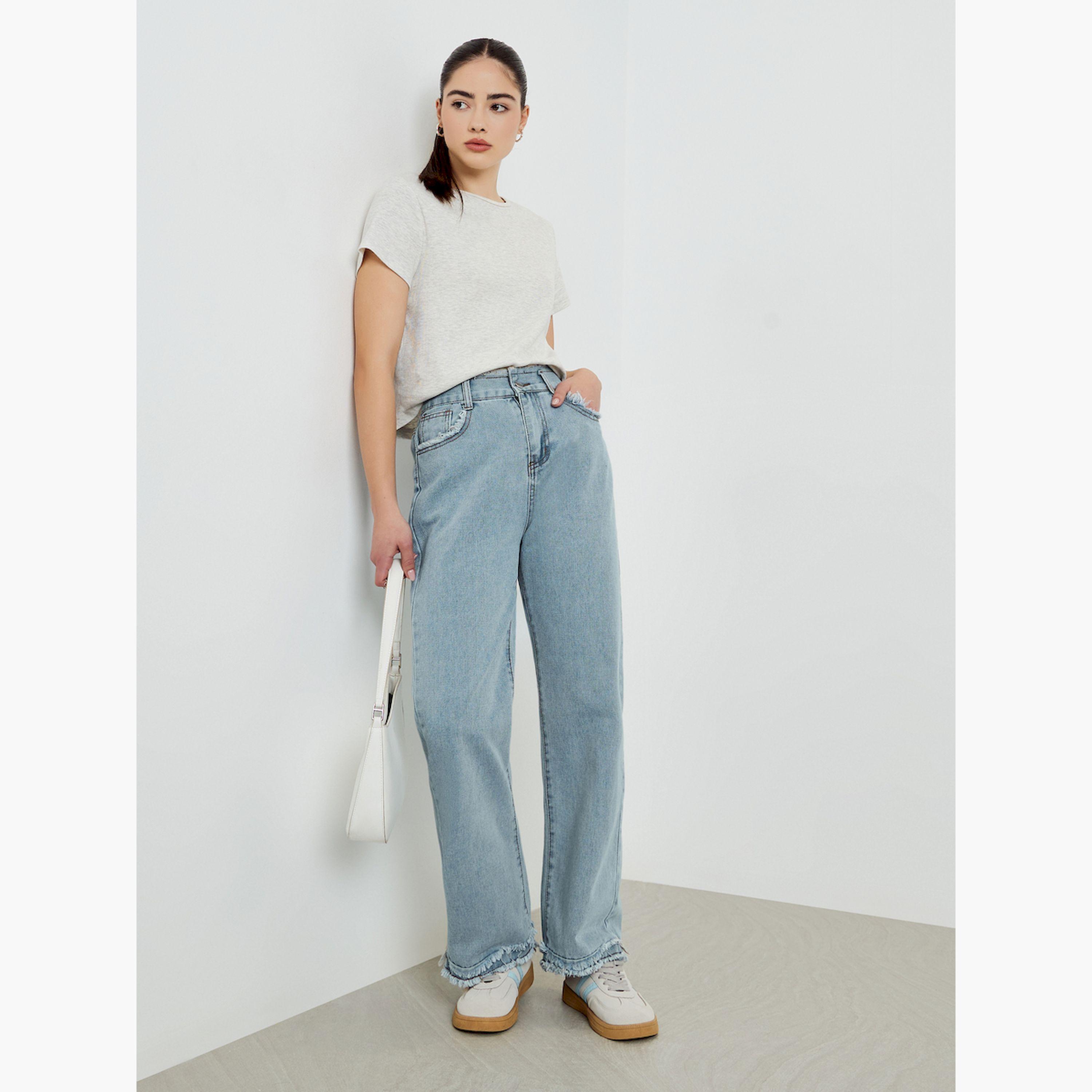 بنطال جينز بخصر متوسط وأرجل واسعة-women-clothing-bottoms-jeans-image-2