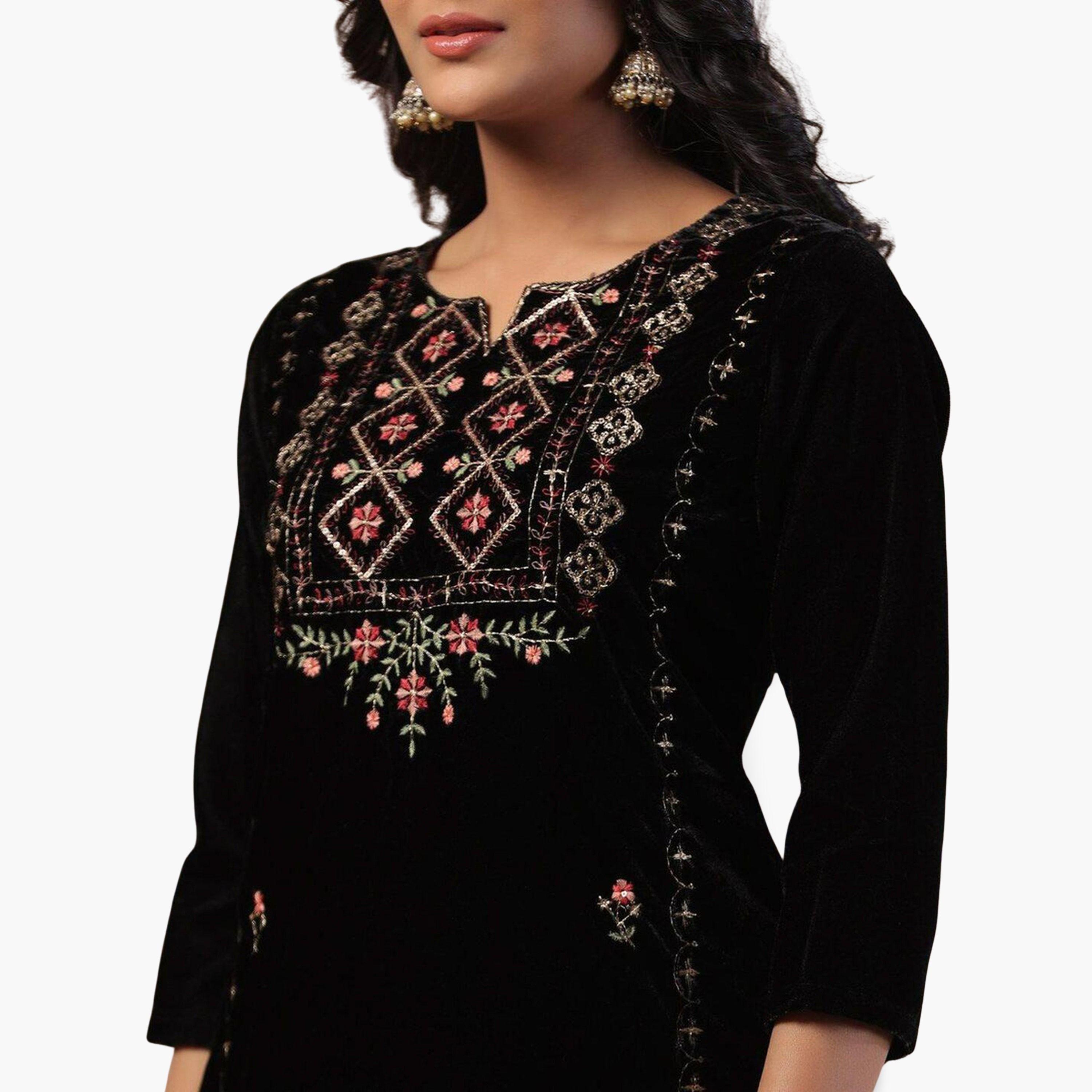 مجموعة من 3 كورتا بتفاصيل زاري مع بنطال ودوباتا-women-clothing-ethnicwear-kurtasets-image-4