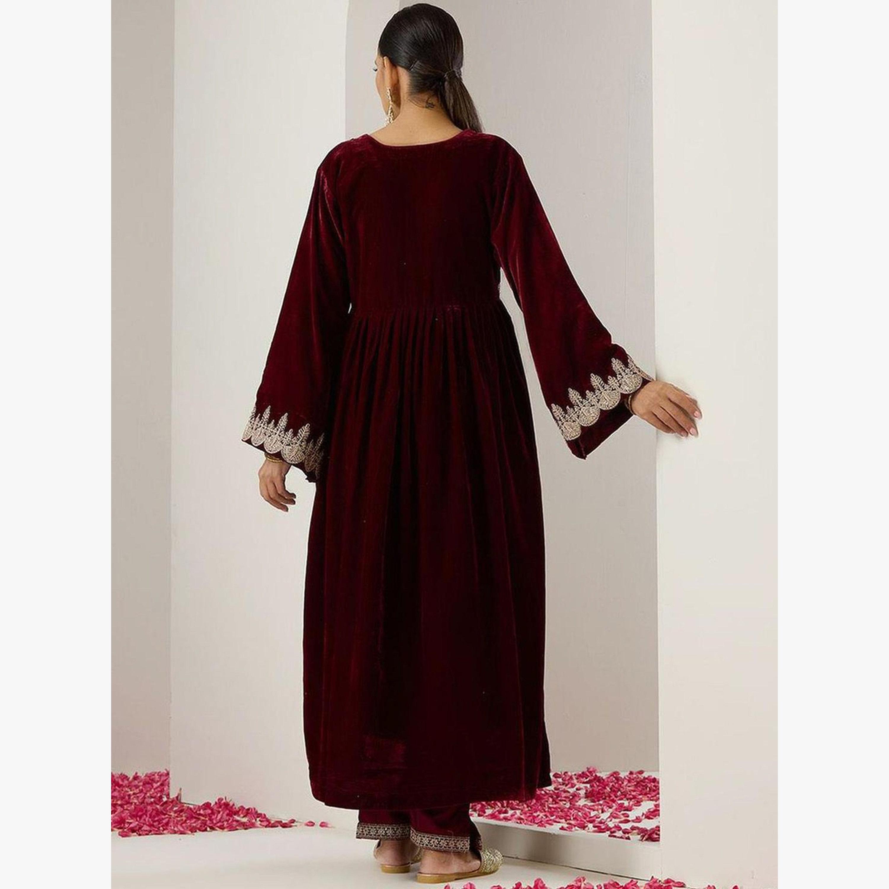 مجموعة من كورتا بحافة واسعة وتطريز زاري مع بنطال-women-clothing-ethnicwear-kurtasets-image-4