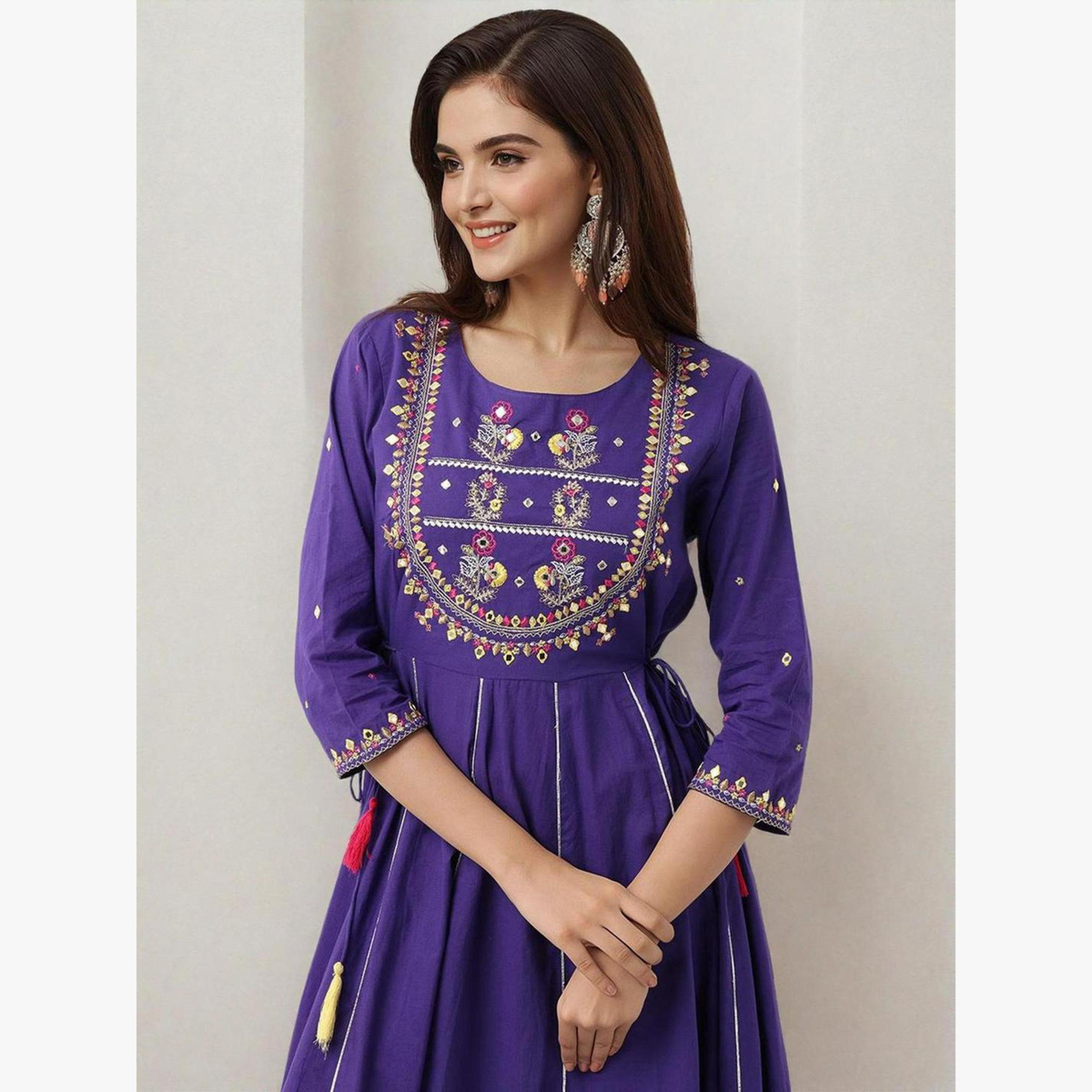 فستان طويل قطن بتفاصيل مُطرّزة-women-clothing-dresses-image-3