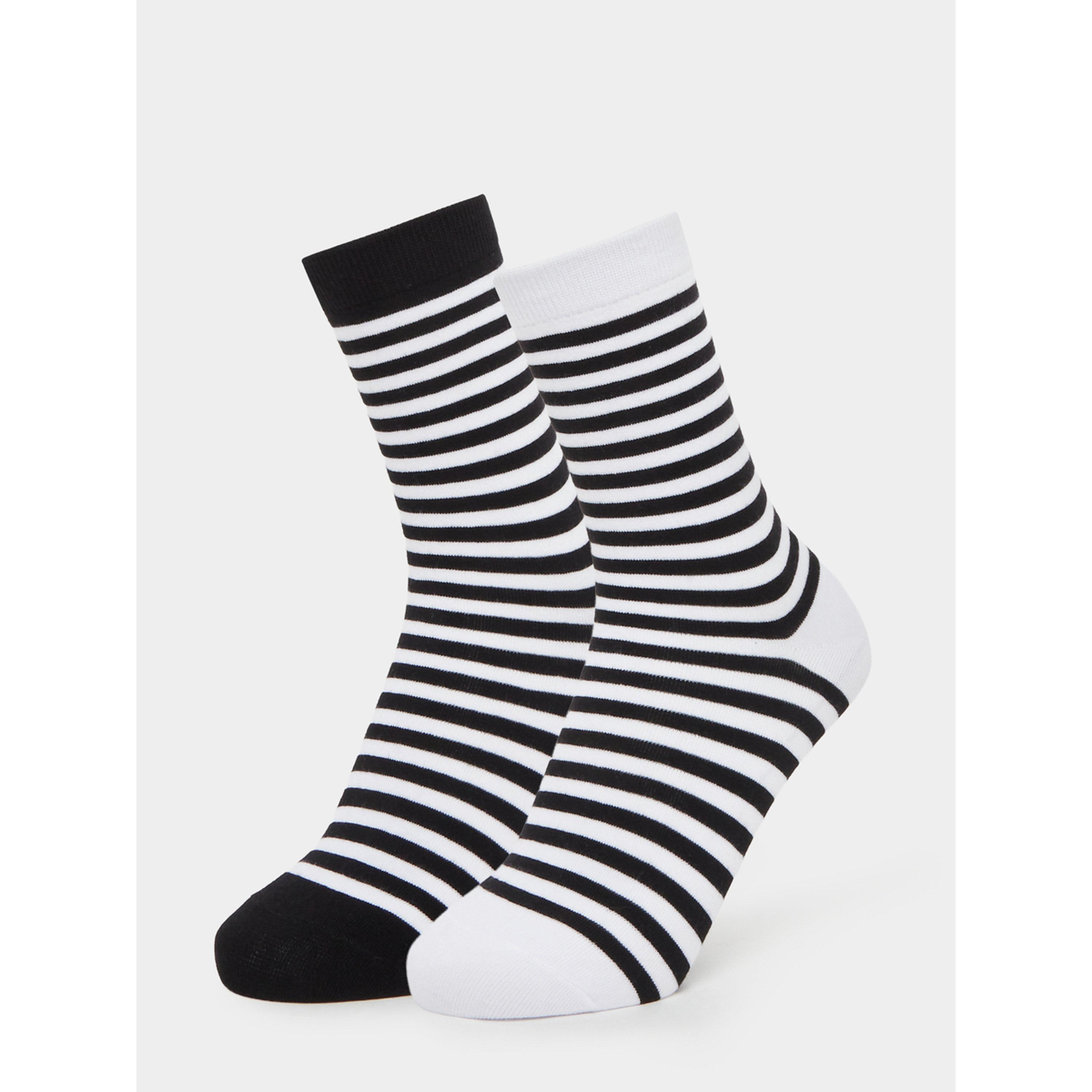 مجموعة من 2 جوارب مخططة-women-winterwear-socksandstockings-image-1