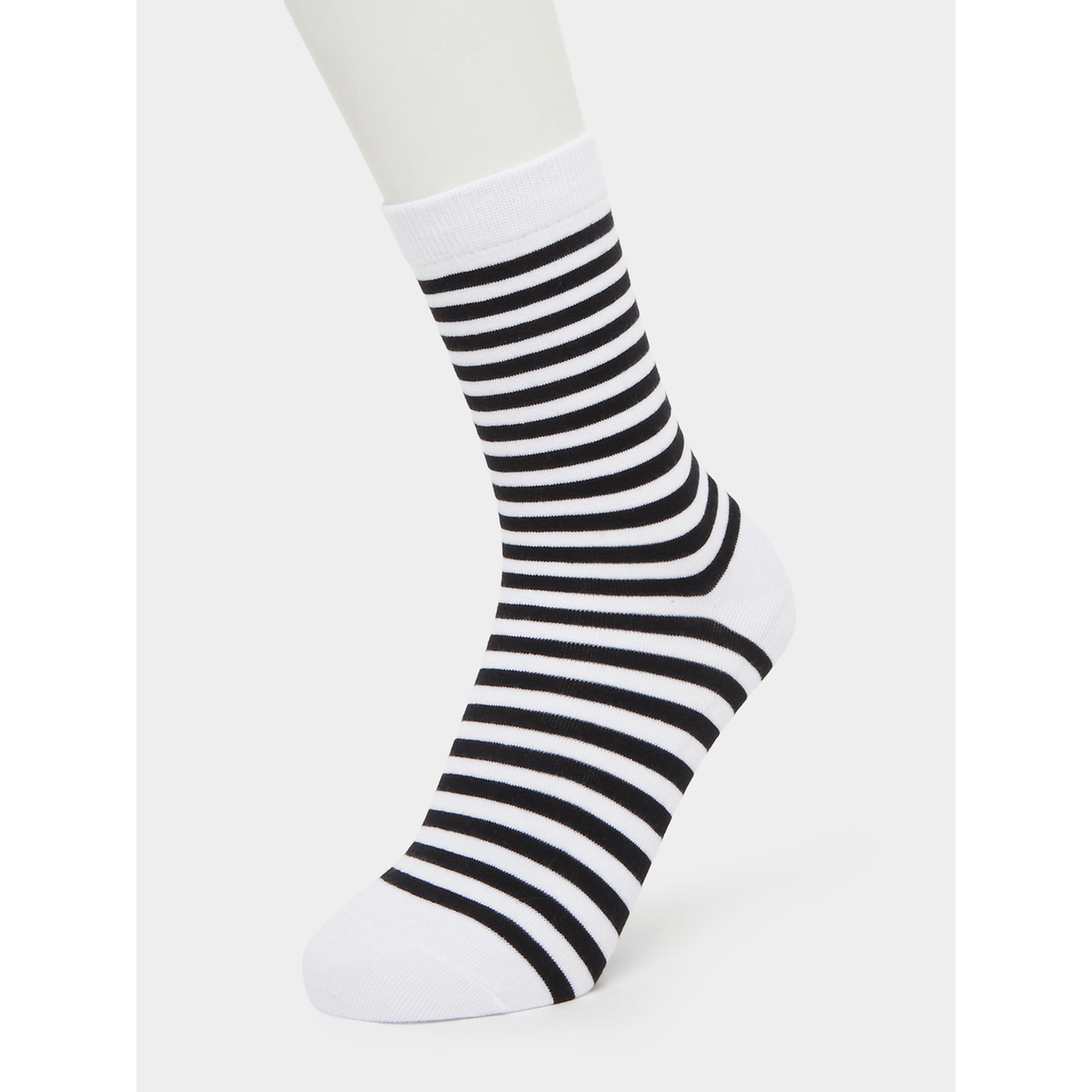 مجموعة من 2 جوارب مخططة-women-winterwear-socksandstockings-image-2